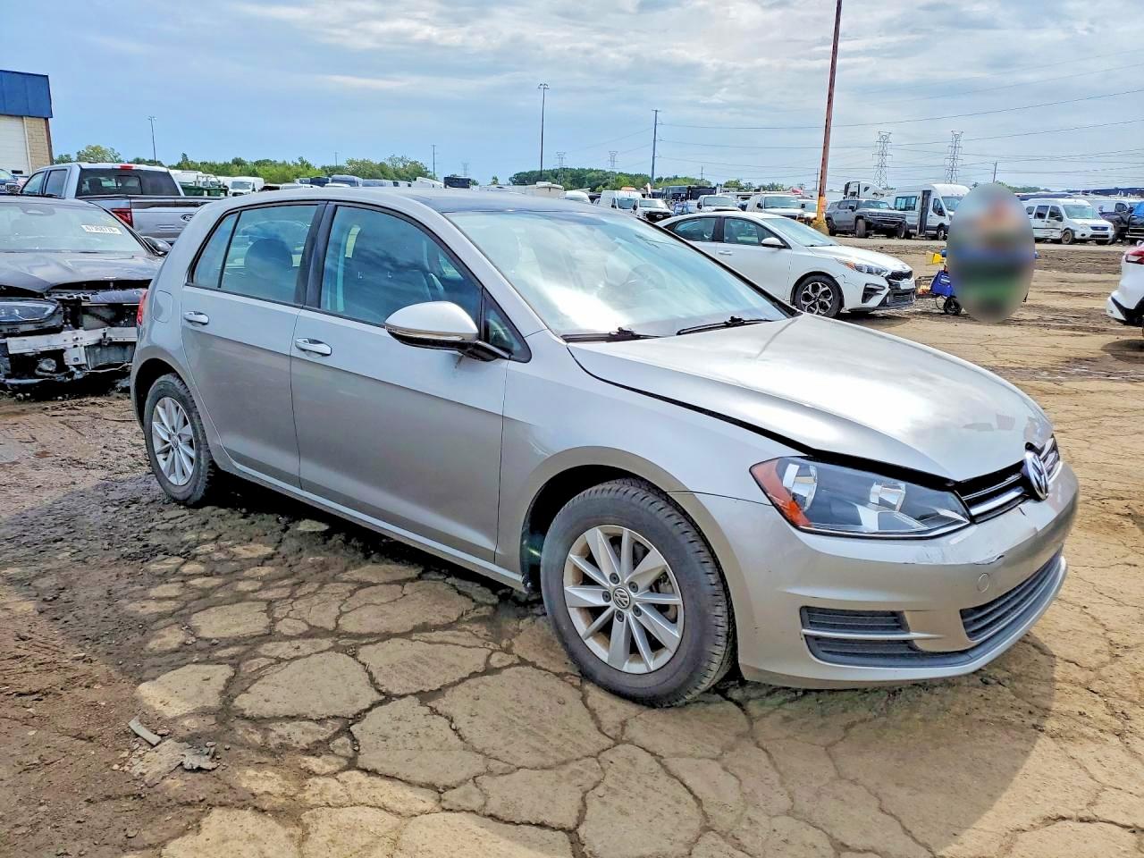 2015 Volkswagen Golf Silver vin: 3VW217AU2FM018468