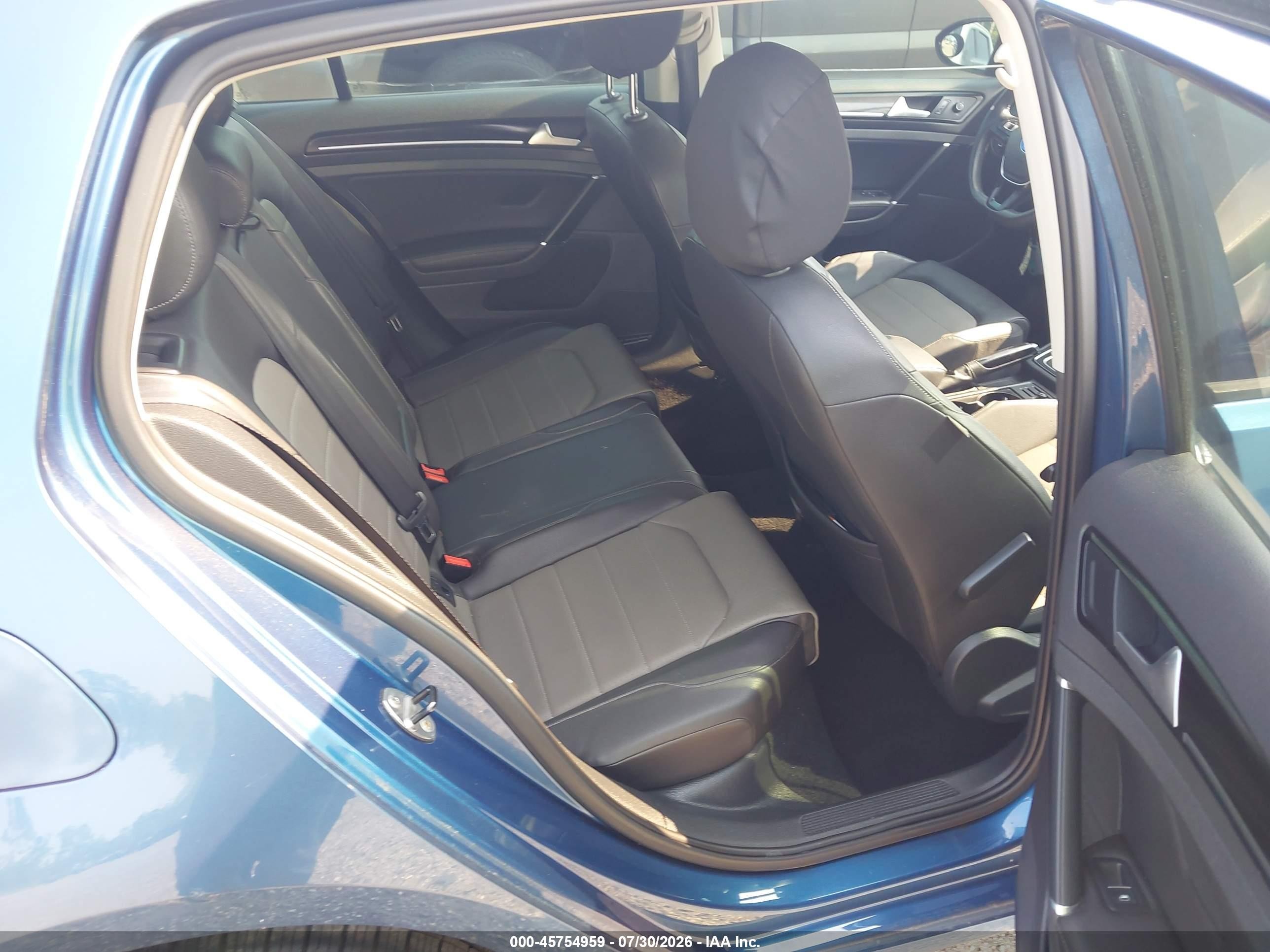 2015 Volkswagen Golf Tsi Sel 4-door Blue vin: 3VW217AU2FM019684