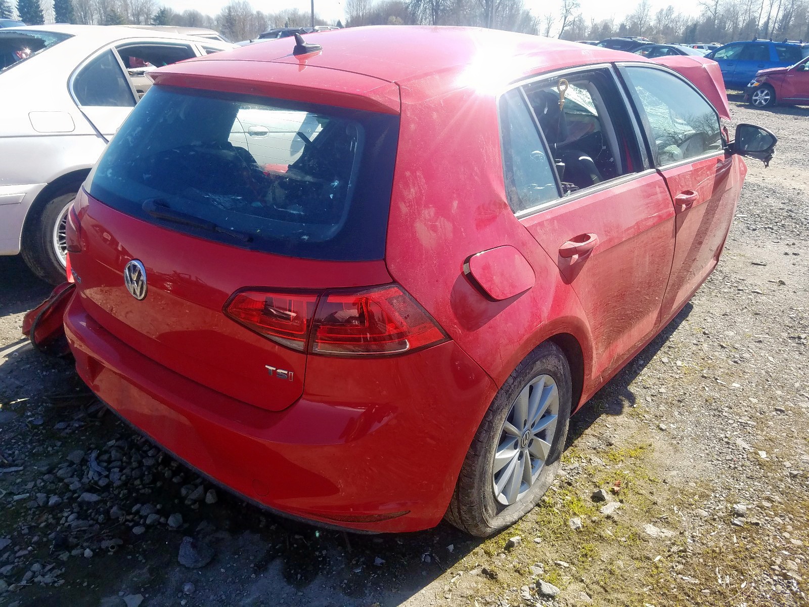2015 Volkswagen Golf Red vin: 3VW217AU2FM068626