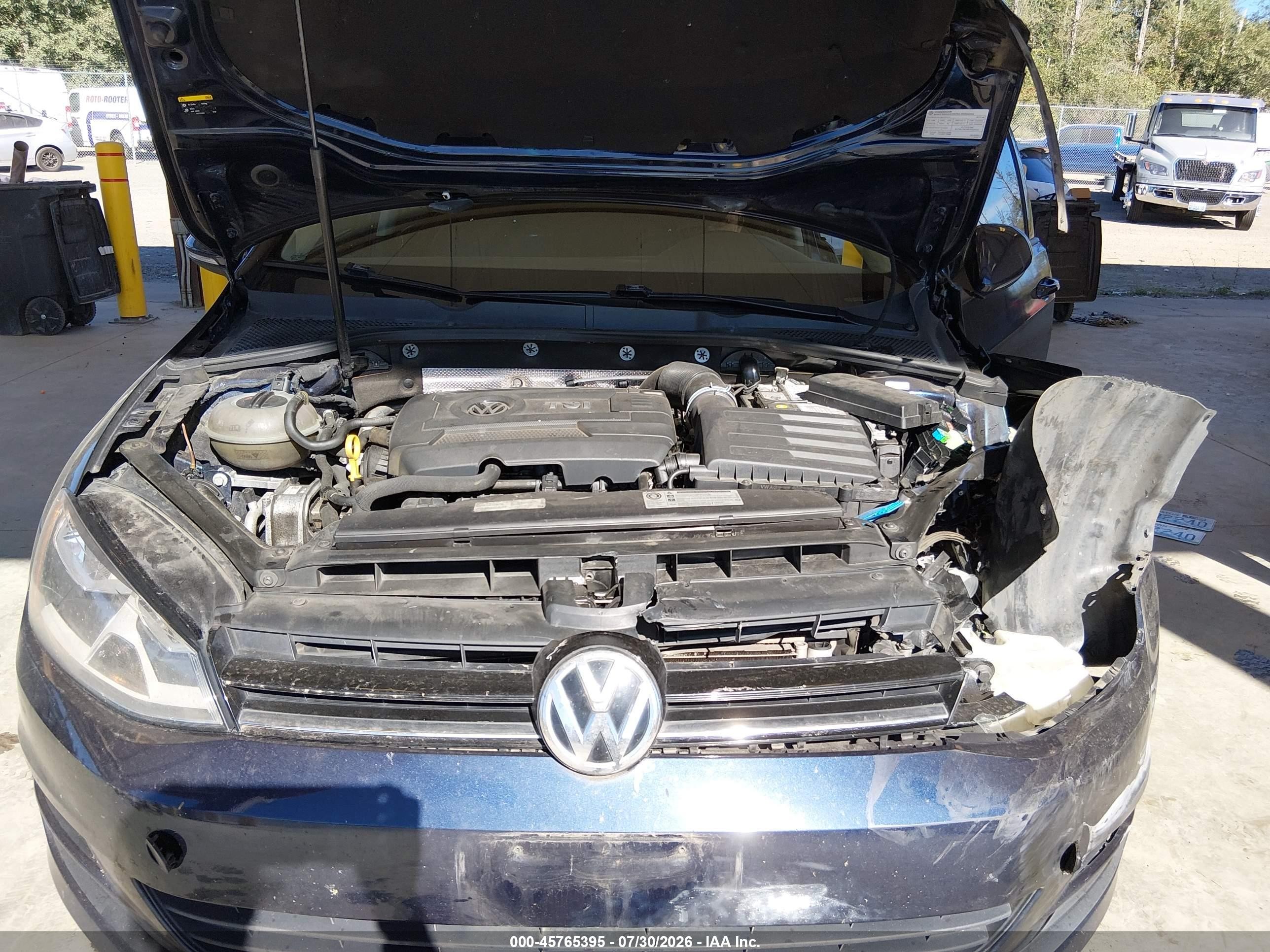 2015 Volkswagen Golf Tsi S 4-door Blue vin: 3VW217AU4FM041699
