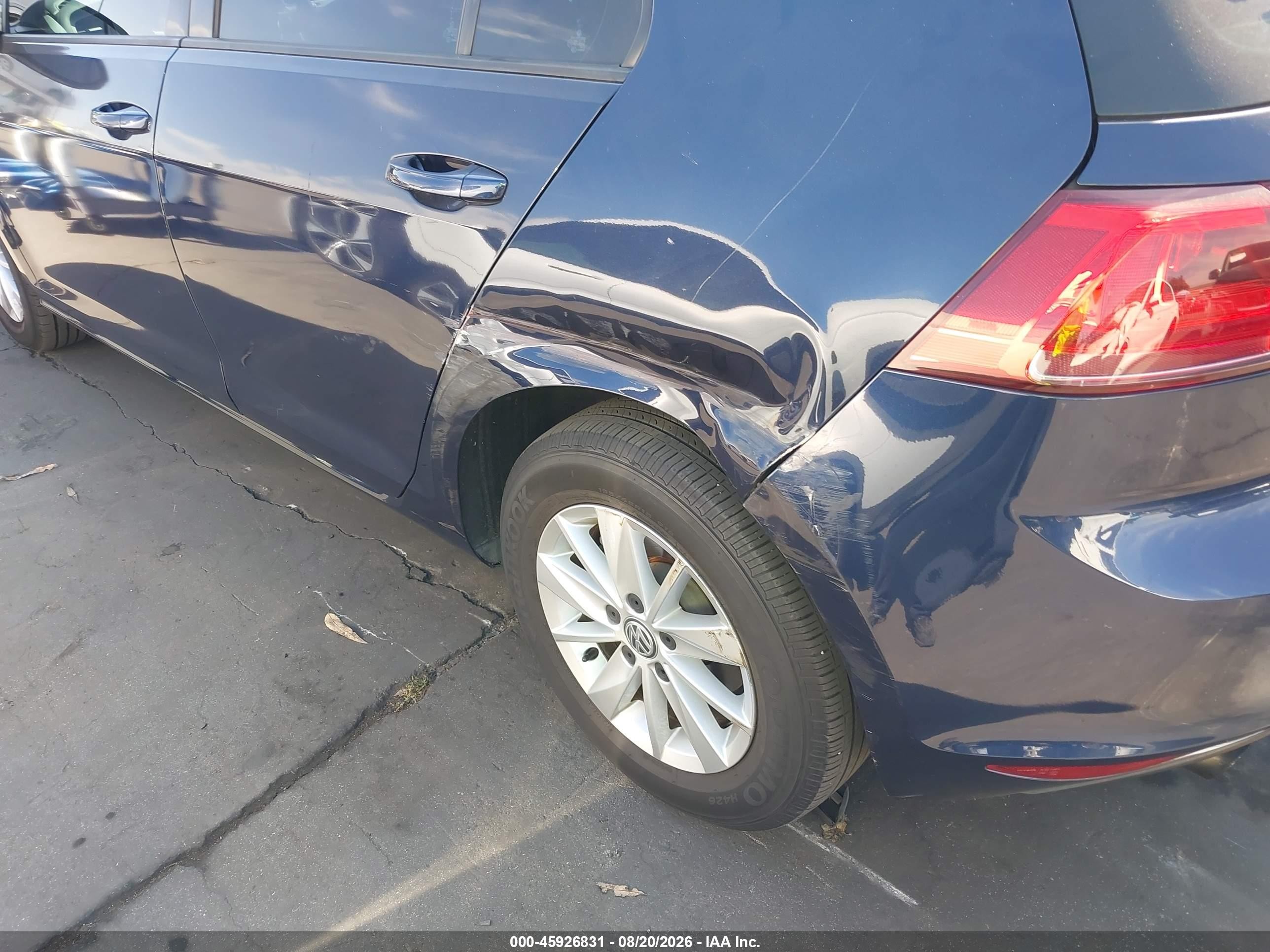 2015 Volkswagen Golf Tsi S 4-door Dark Blue vin: 3VW217AU4FM082575