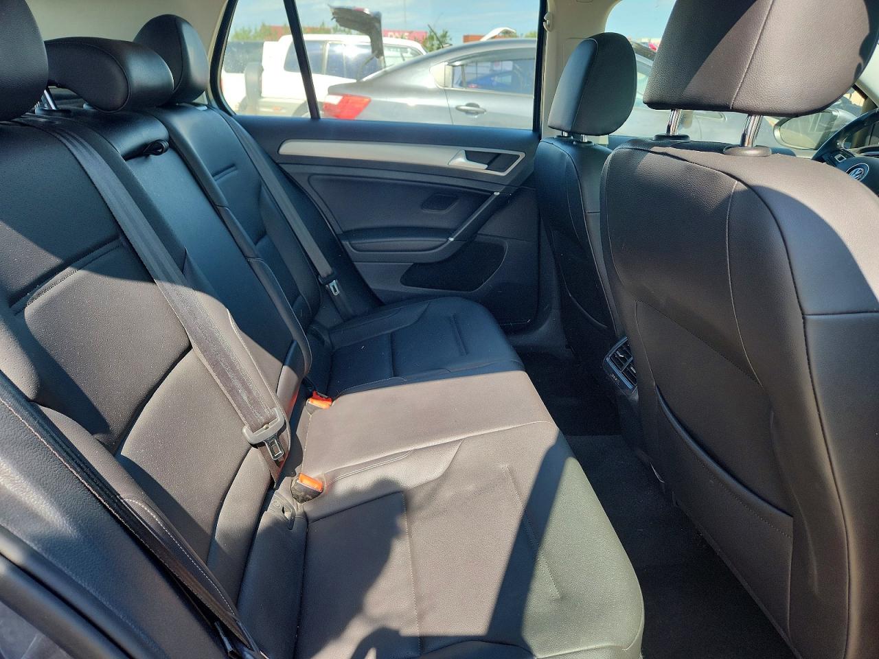 2015 Volkswagen Golf Gray vin: 3VW217AU7FM098415