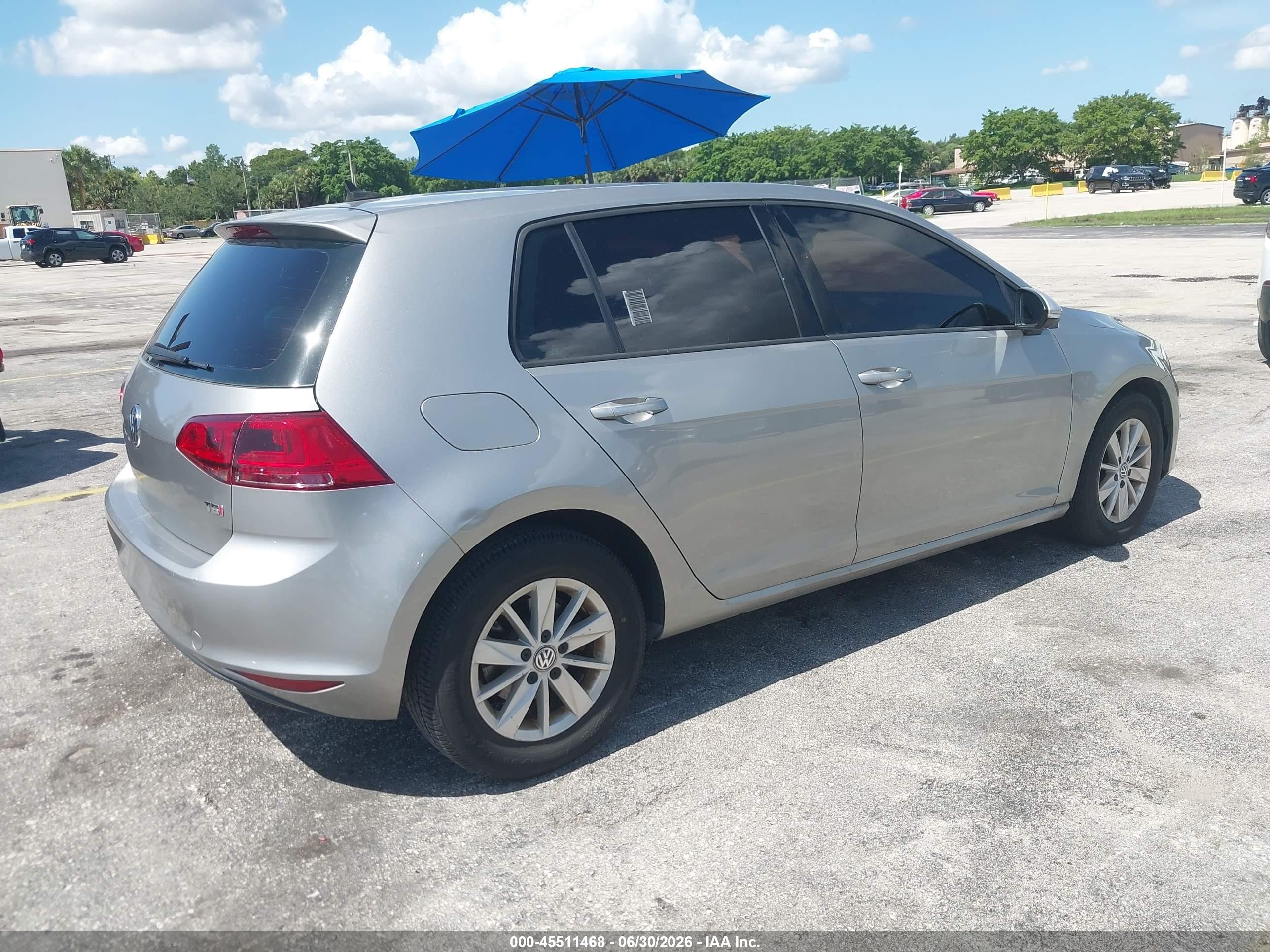 2015 Volkswagen Golf Tsi S 4-door Silver vin: 3VW217AU8FM097774