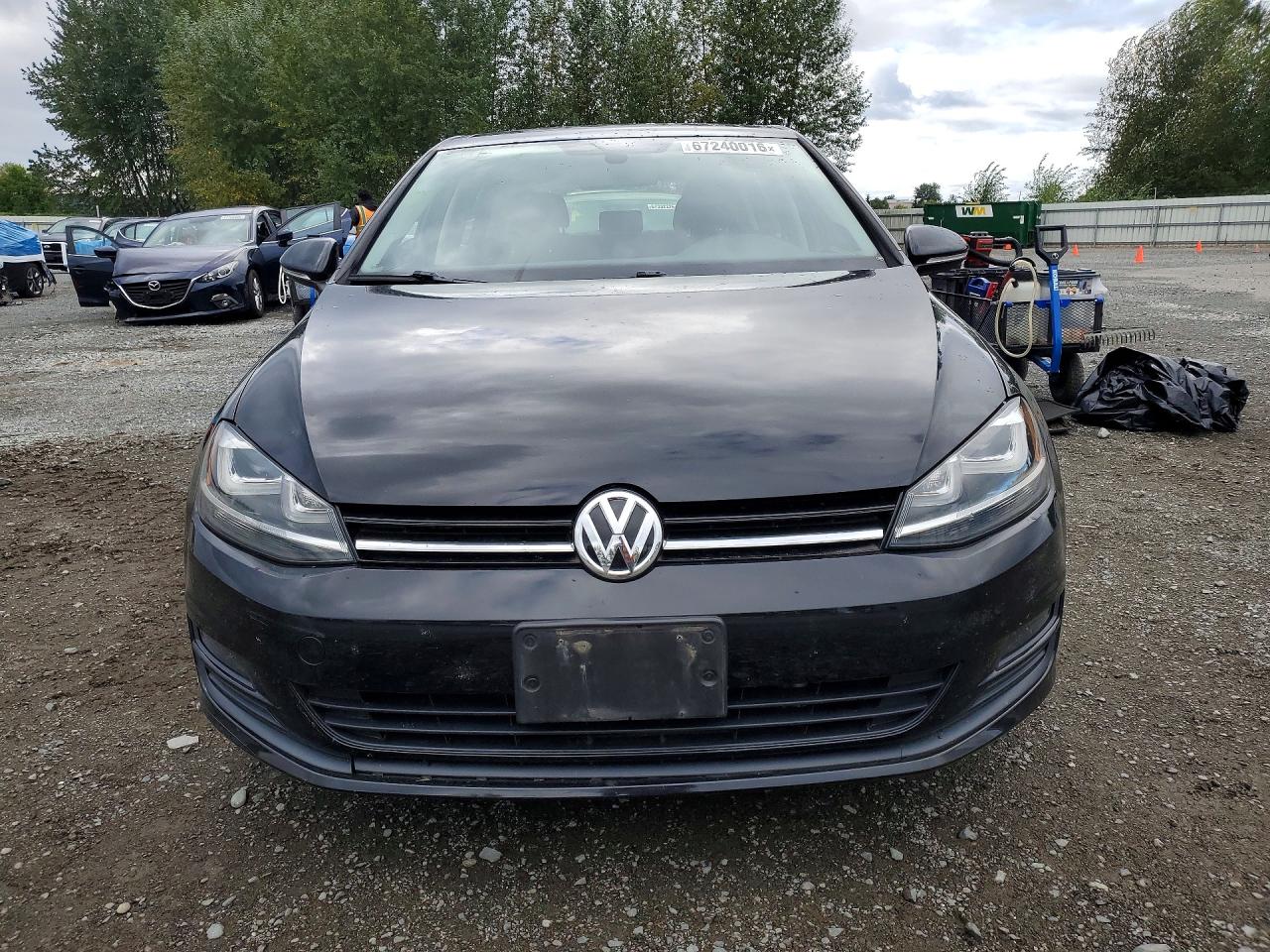 2015 Volkswagen Golf Черный vin: 3VW217AUXFM038600