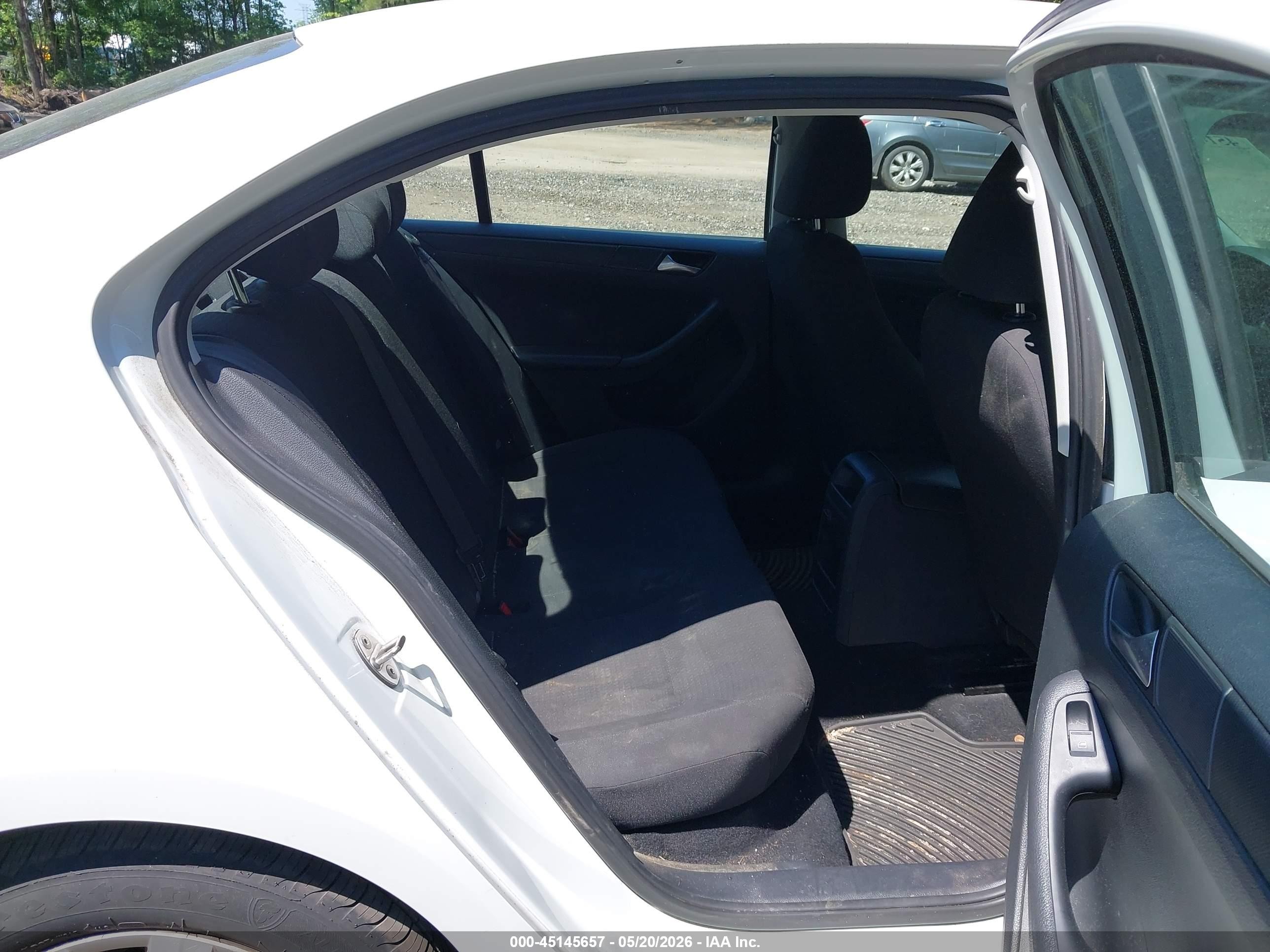 2016 Volkswagen Jetta 1.4t S Белый vin: 3VW267AJ9GM395176