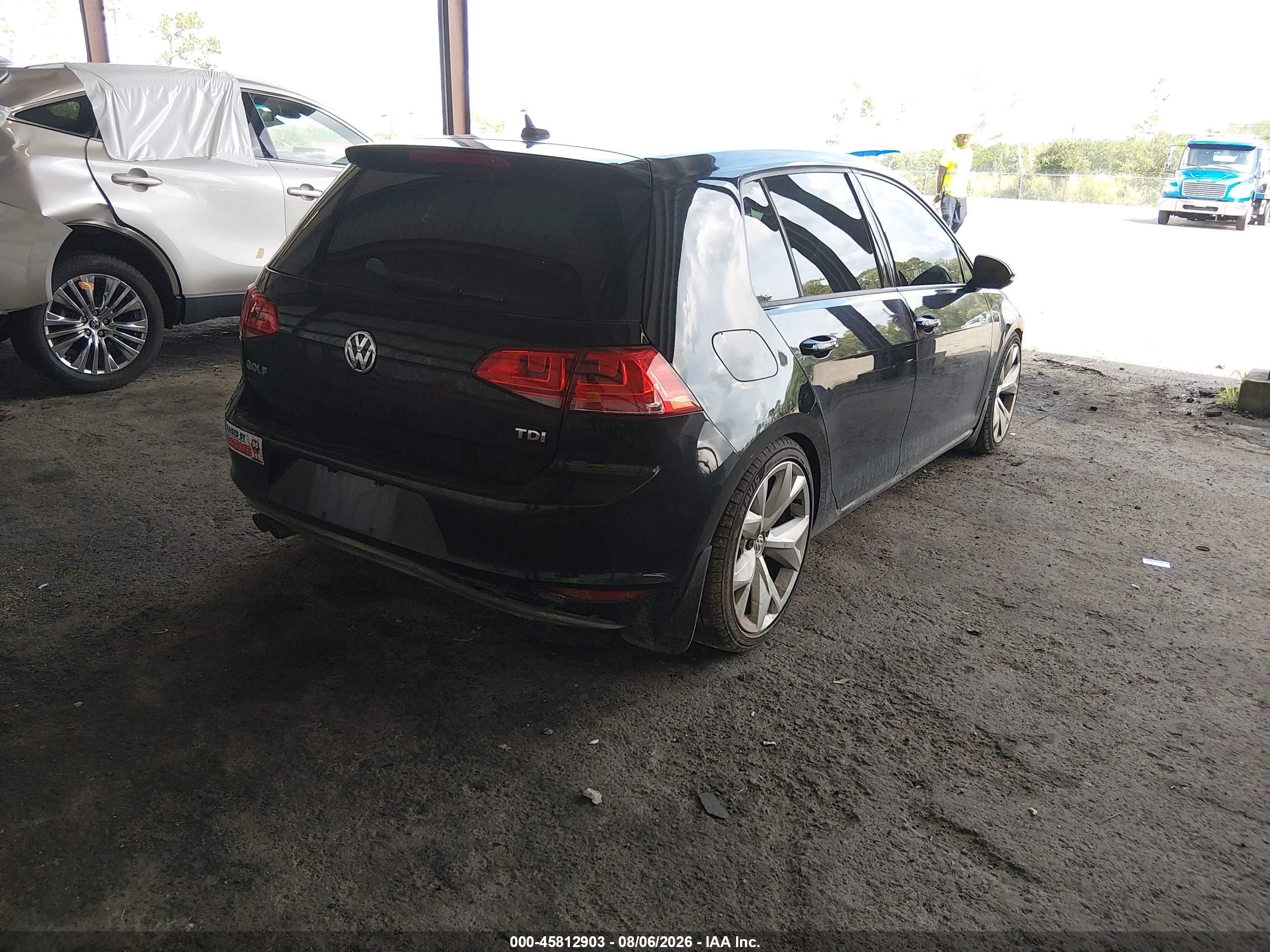 2015 Volkswagen Golf Tdi Sel 4-door Черный vin: 3VW2A7AU0FM012684