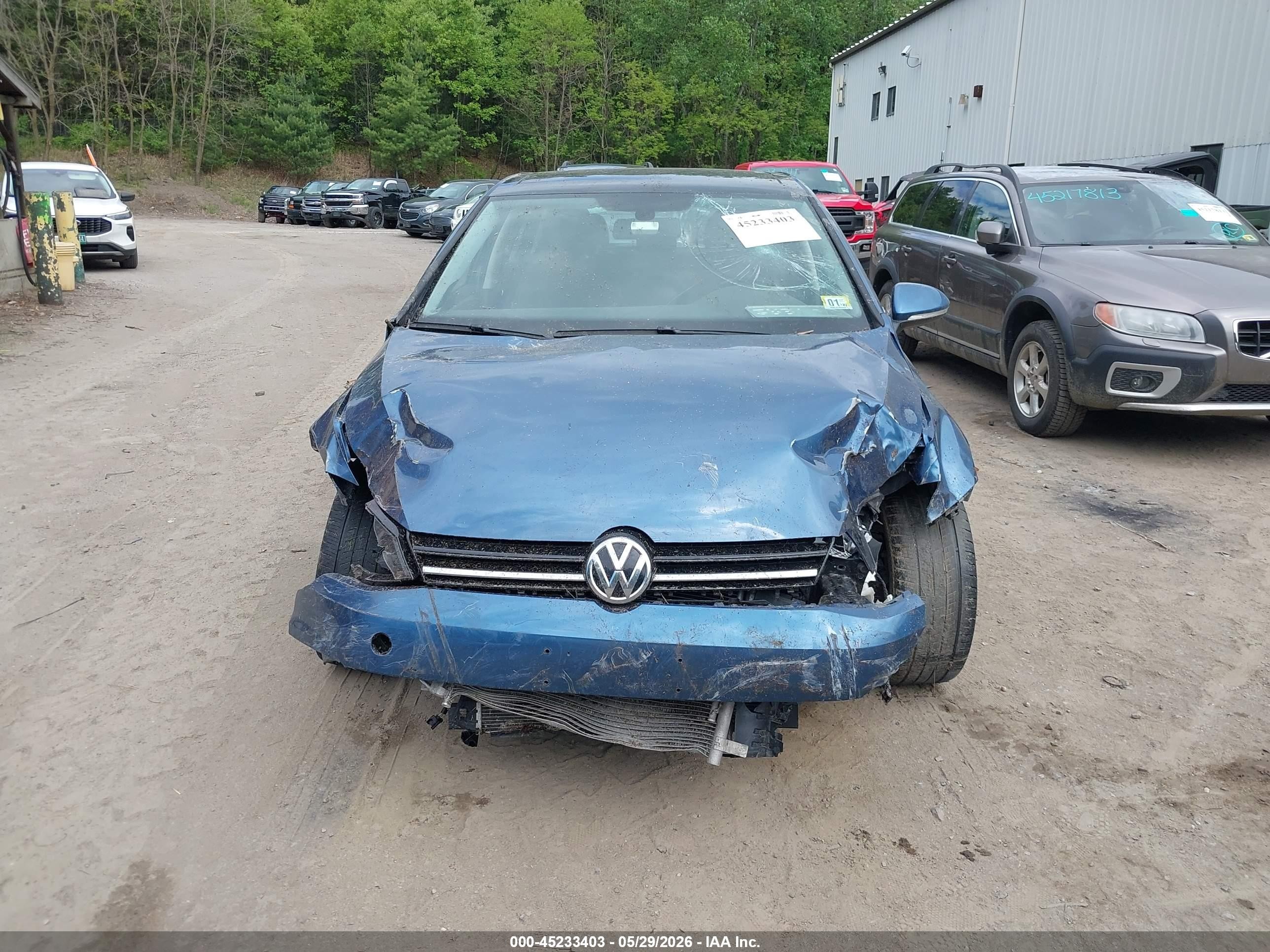 2015 Volkswagen Golf Tdi Se 4-door Blue vin: 3VW2A7AU0FM032806
