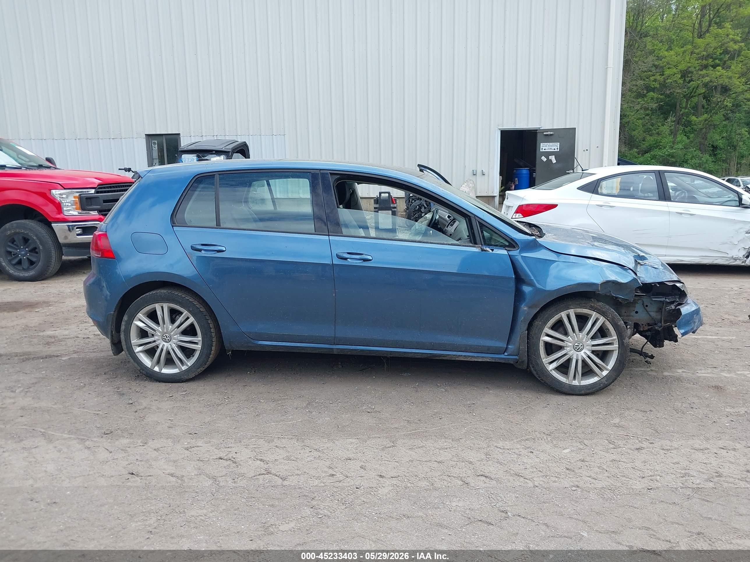 2015 Volkswagen Golf Tdi Se 4-door Blue vin: 3VW2A7AU0FM032806