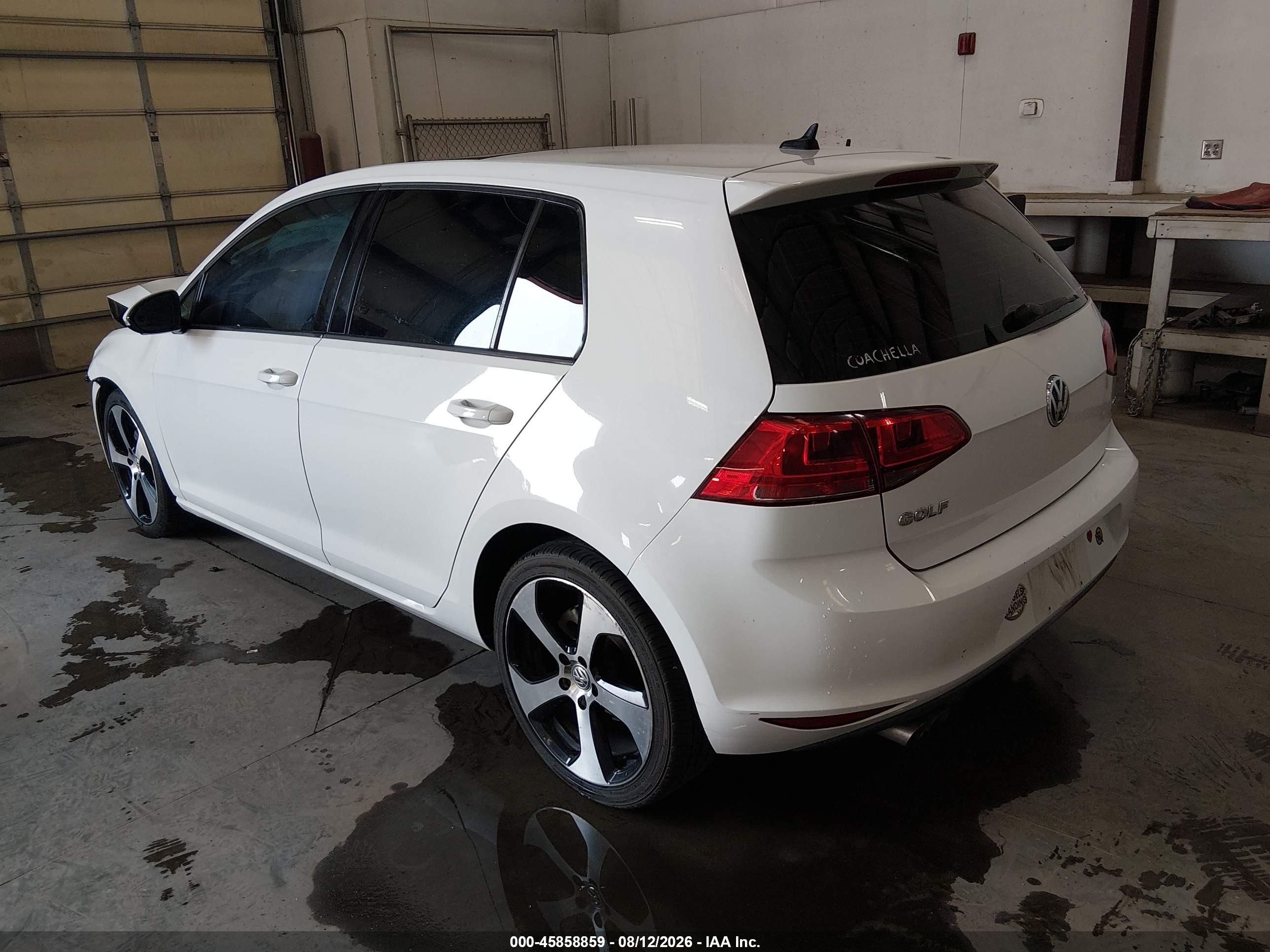 2015 Volkswagen Golf Tdi Se 4-door White vin: 3VW2A7AU1FM018574