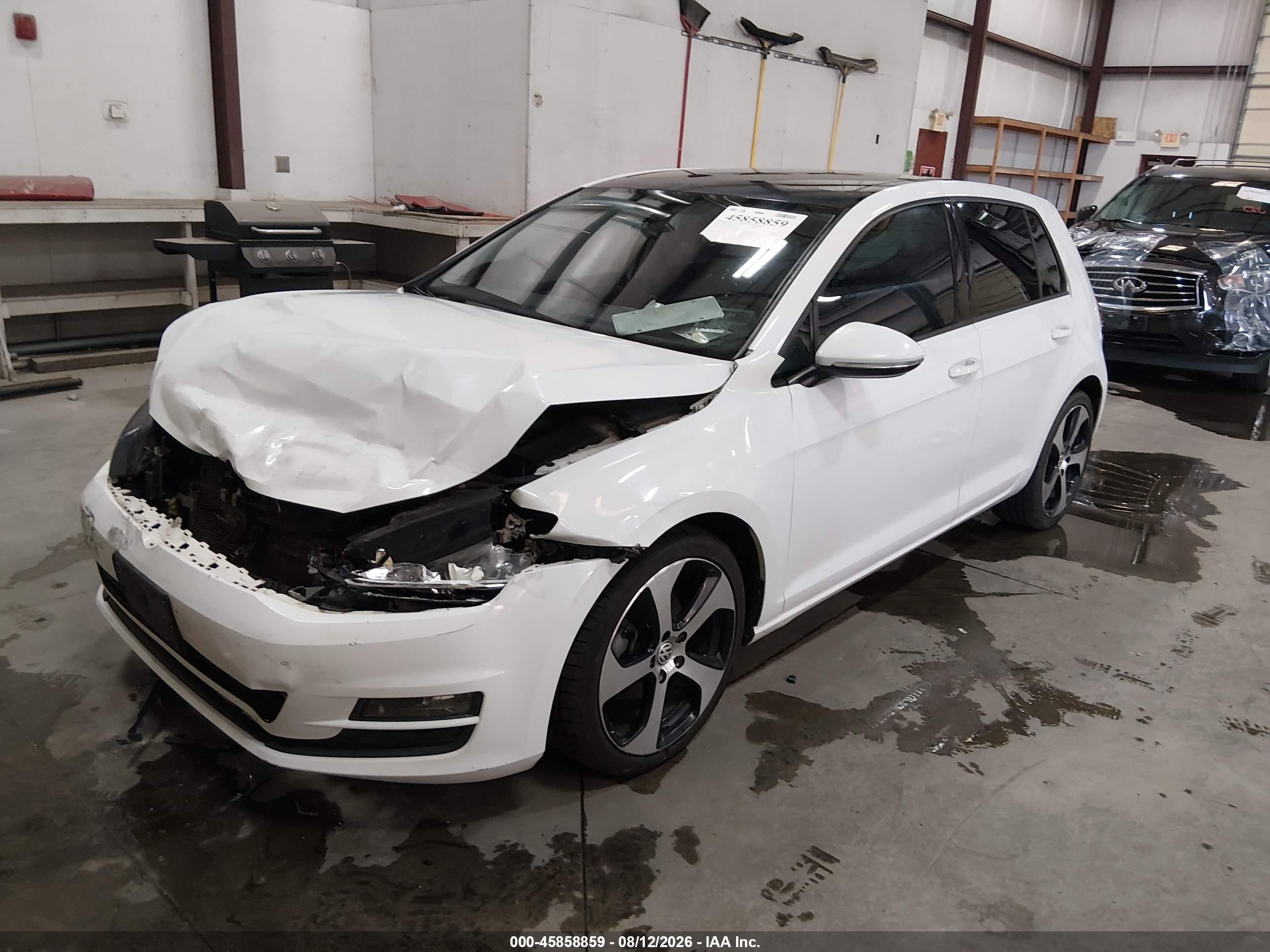2015 Volkswagen Golf Tdi Se 4-door White vin: 3VW2A7AU1FM018574