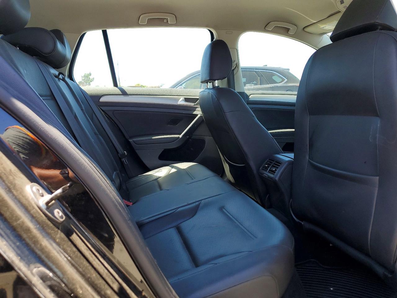 2015 Volkswagen Golf Tdi Черный vin: 3VW2A7AU1FM047640