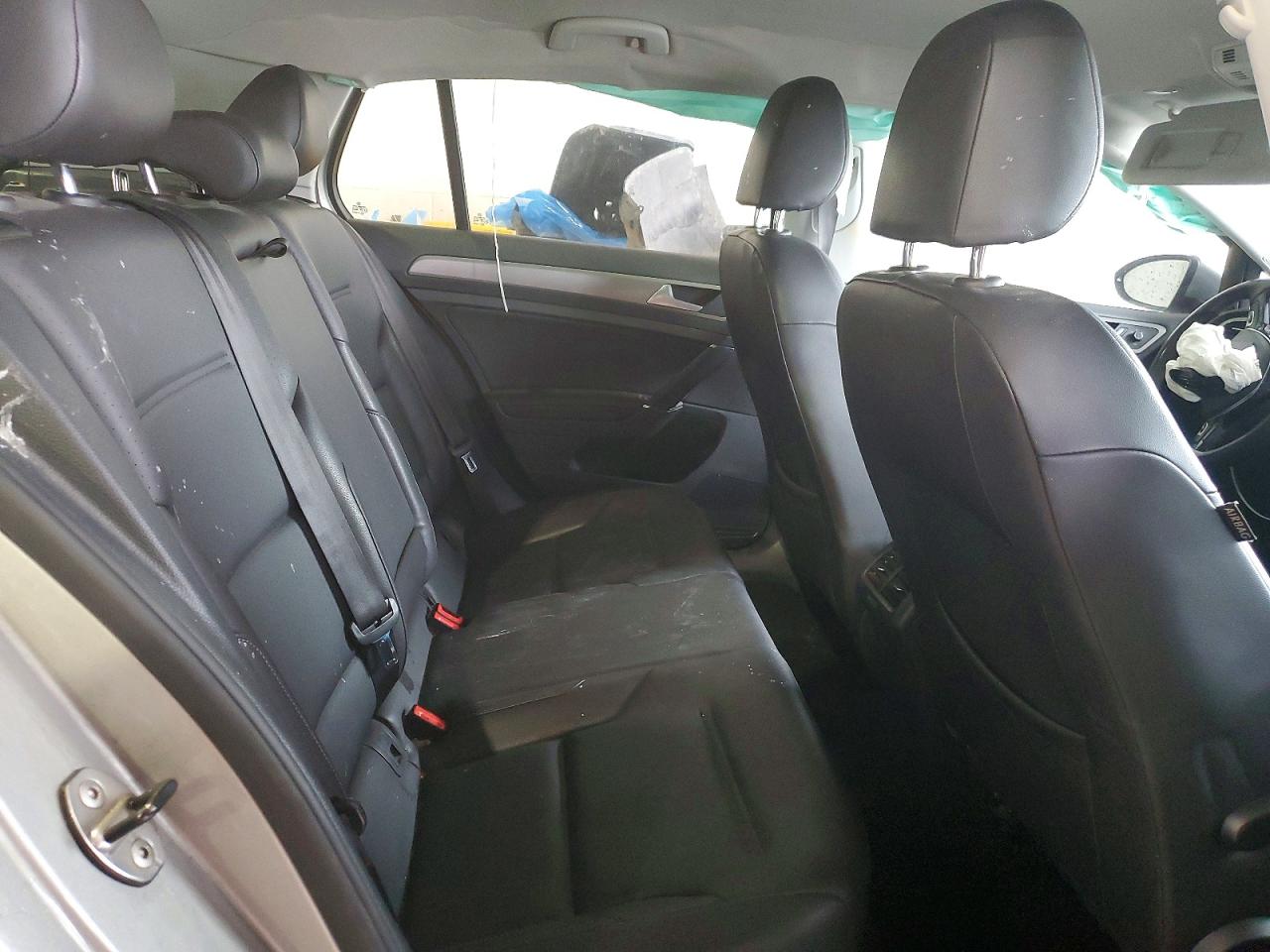2015 Volkswagen Golf Tdi Серебряный vin: 3VW2A7AU5FM094511
