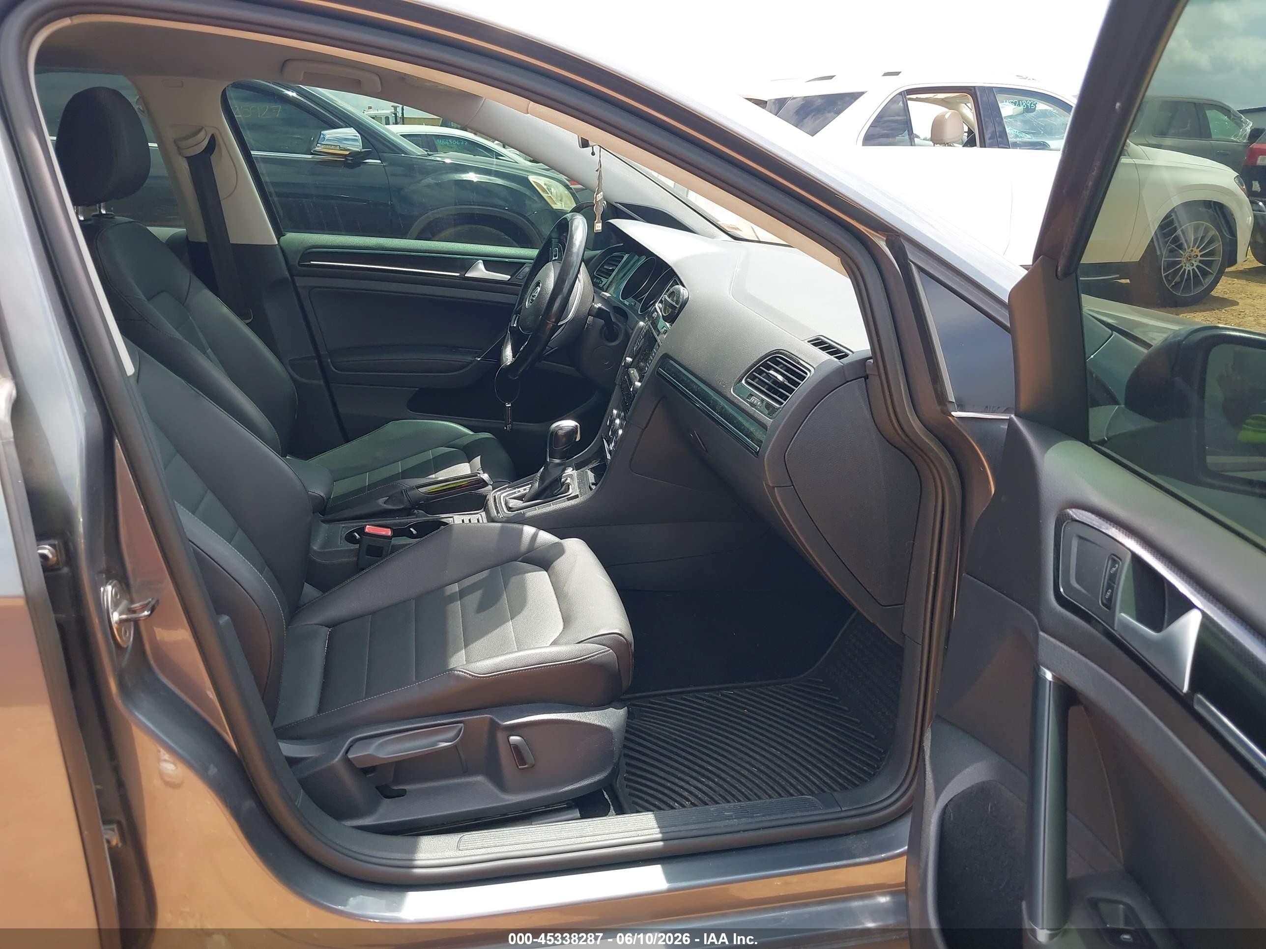 2015 Volkswagen Golf Tdi Sel 4-door Gray vin: 3VW2A7AU8FM012299