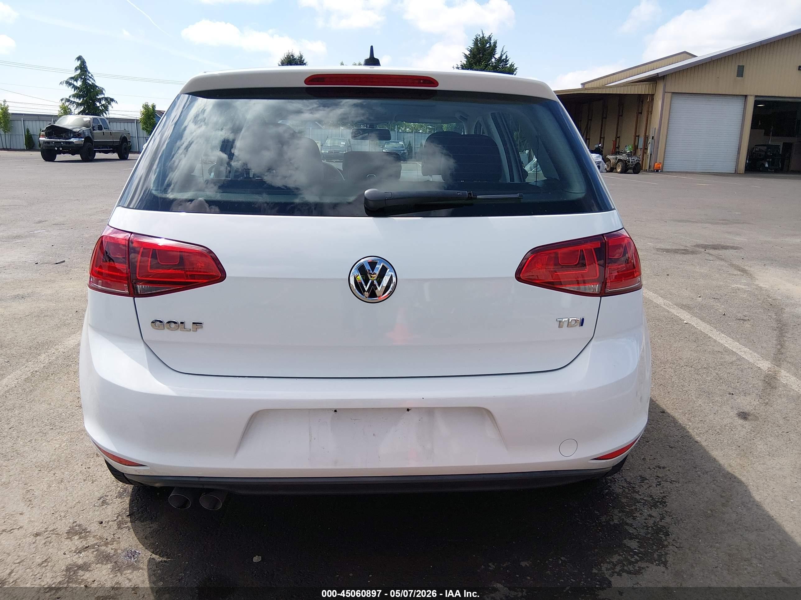 2015 Volkswagen Golf Tdi Sel 4-door White vin: 3VW2A7AU8FM088847