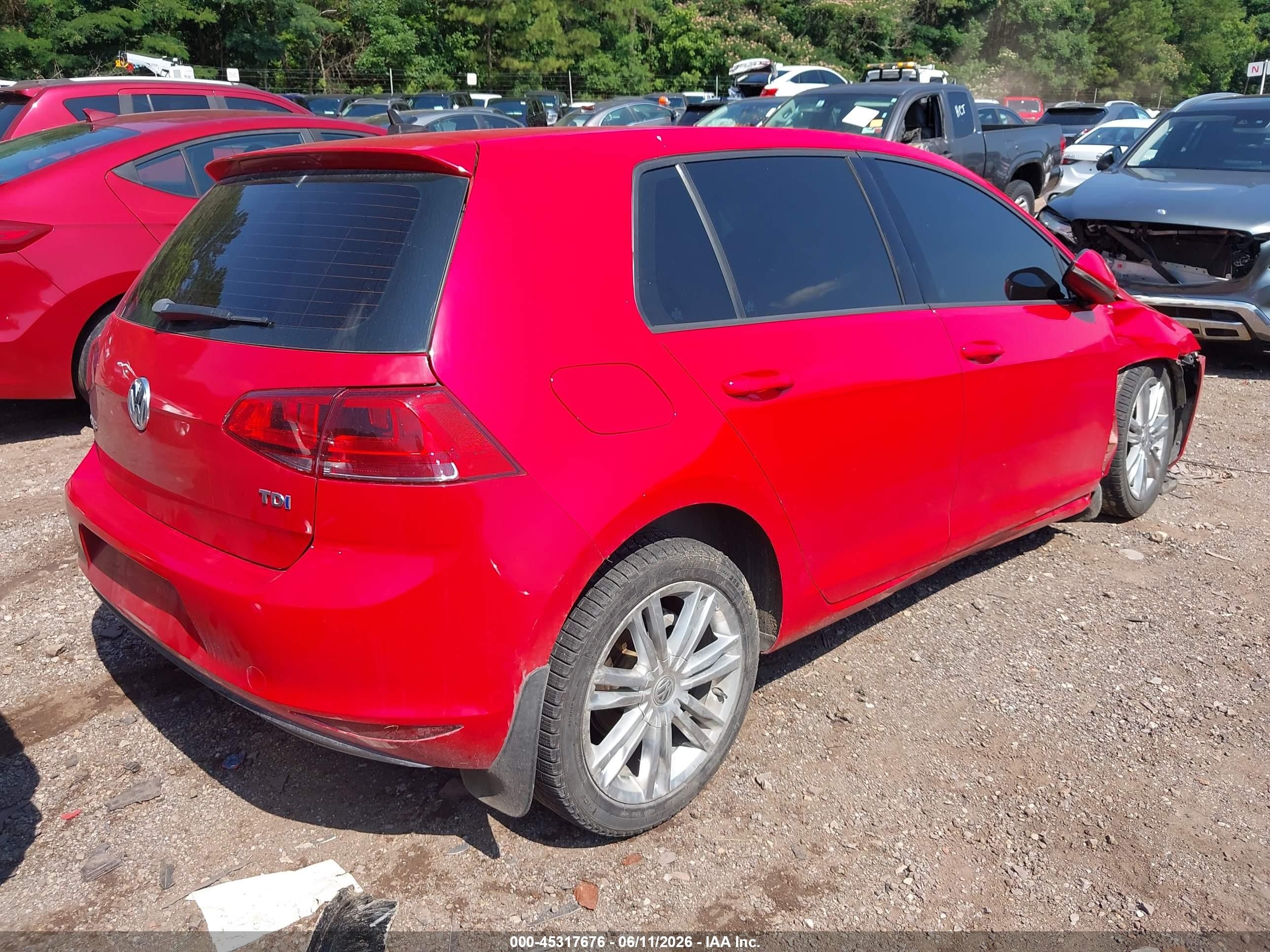 2015 Volkswagen Golf Tdi Se 4-door Red vin: 3VW2A7AUXFM050889