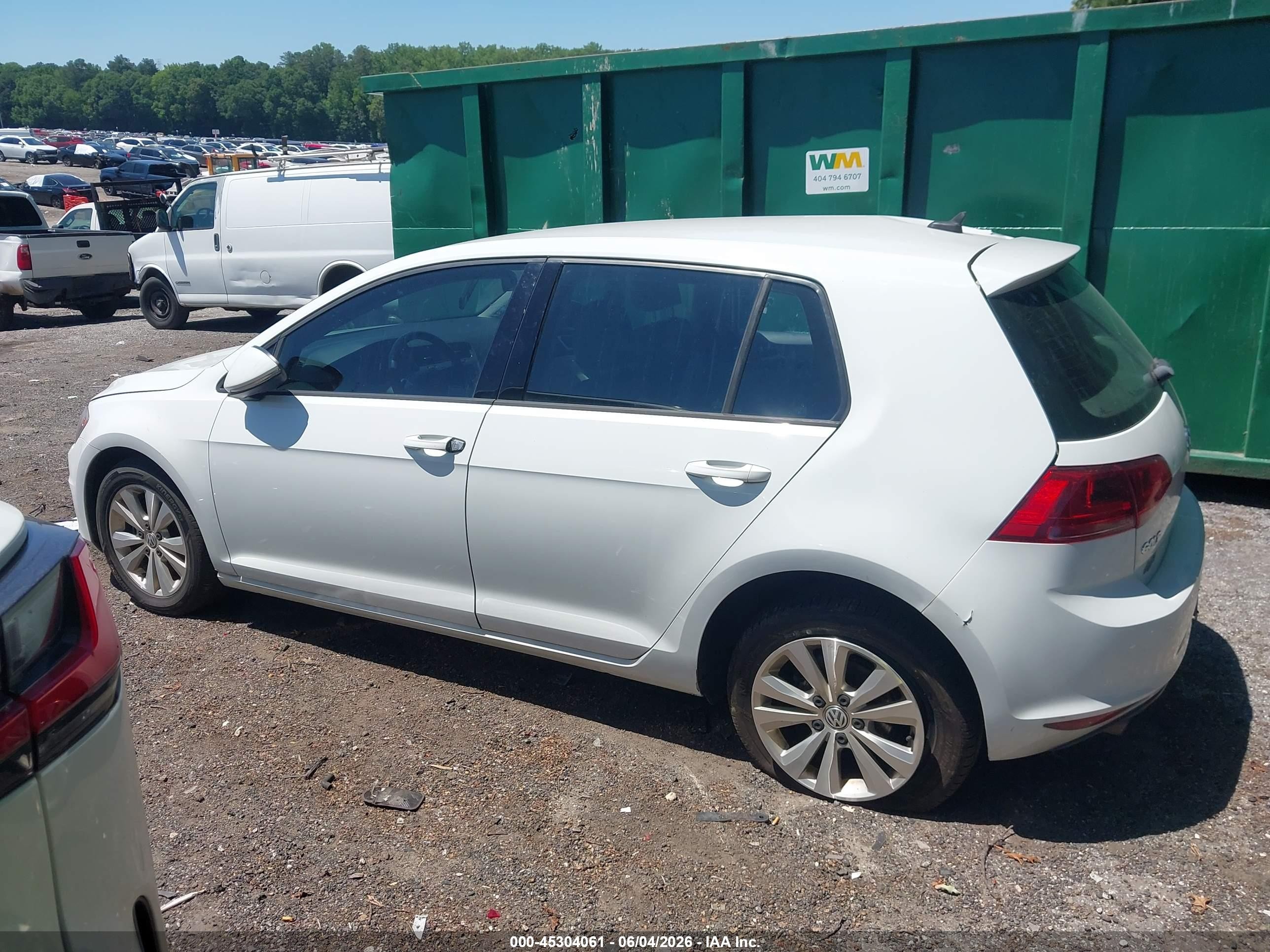 2015 Volkswagen Golf Tdi S 4-door White vin: 3VW2A7AUXFM079583