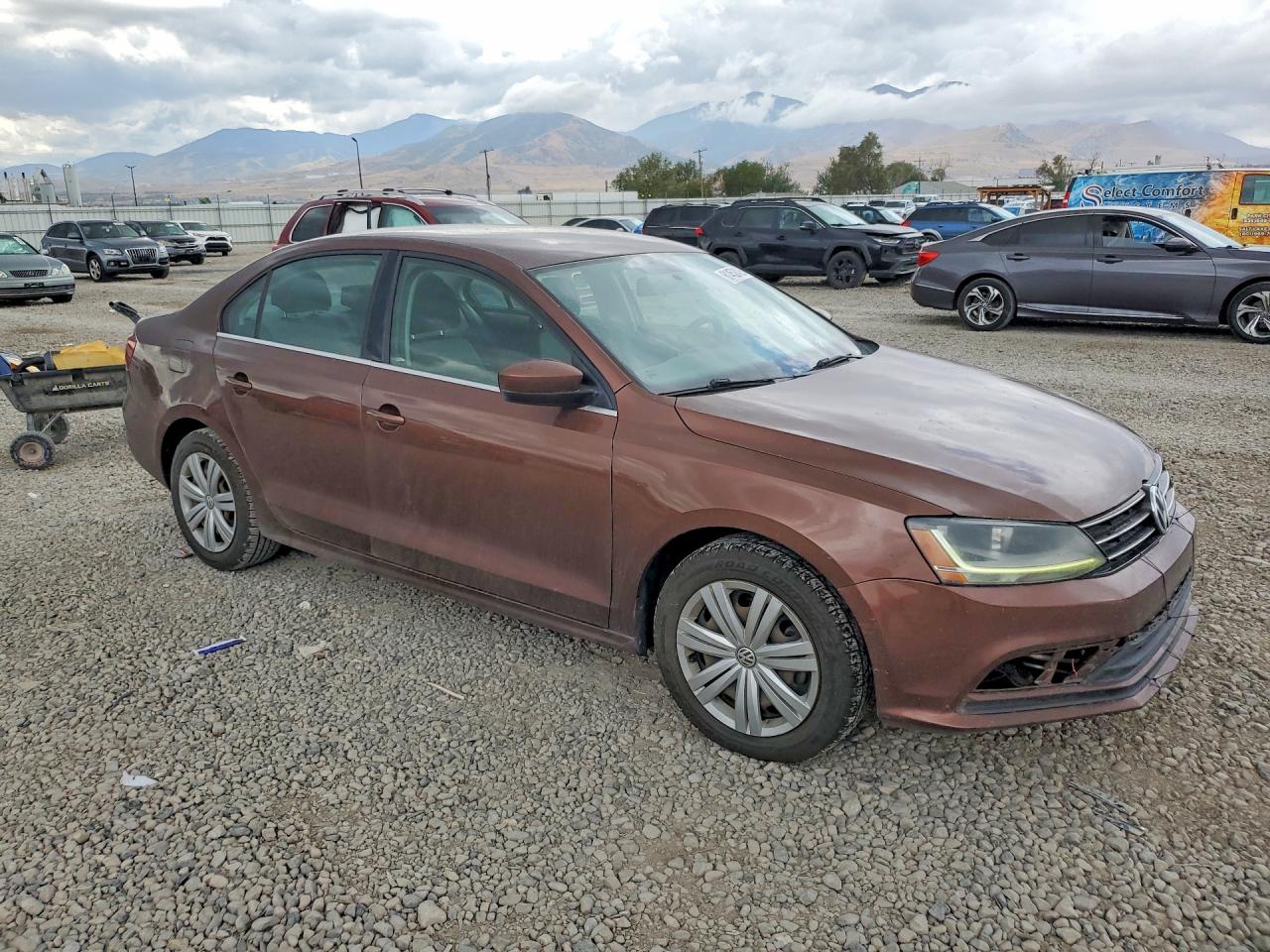 2017 Volkswagen Jetta S Brown vin: 3VW2B7AJ0HM338457
