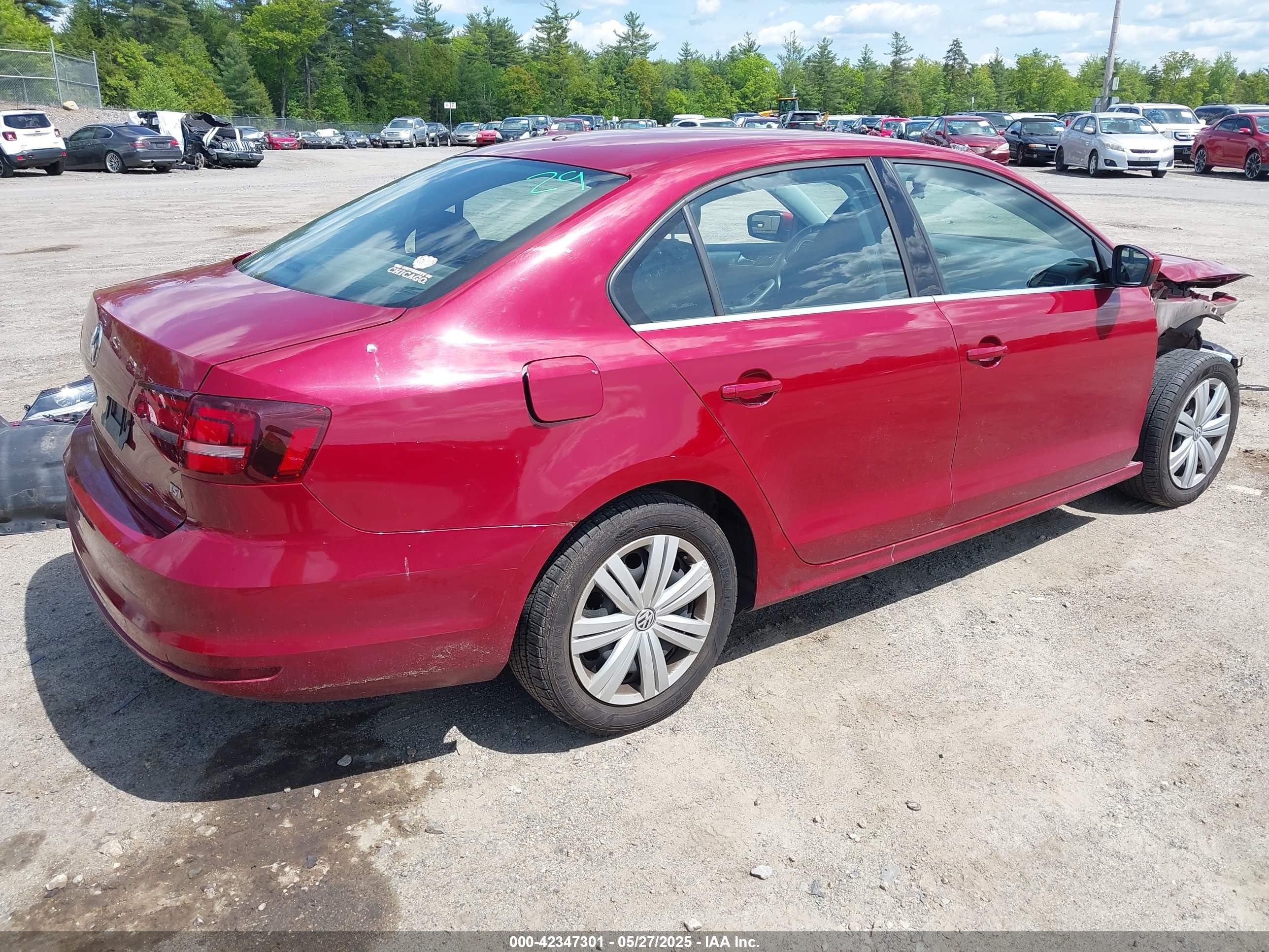 2017 Volkswagen Jetta 1.4t S Red vin: 3VW2B7AJ0HM389750
