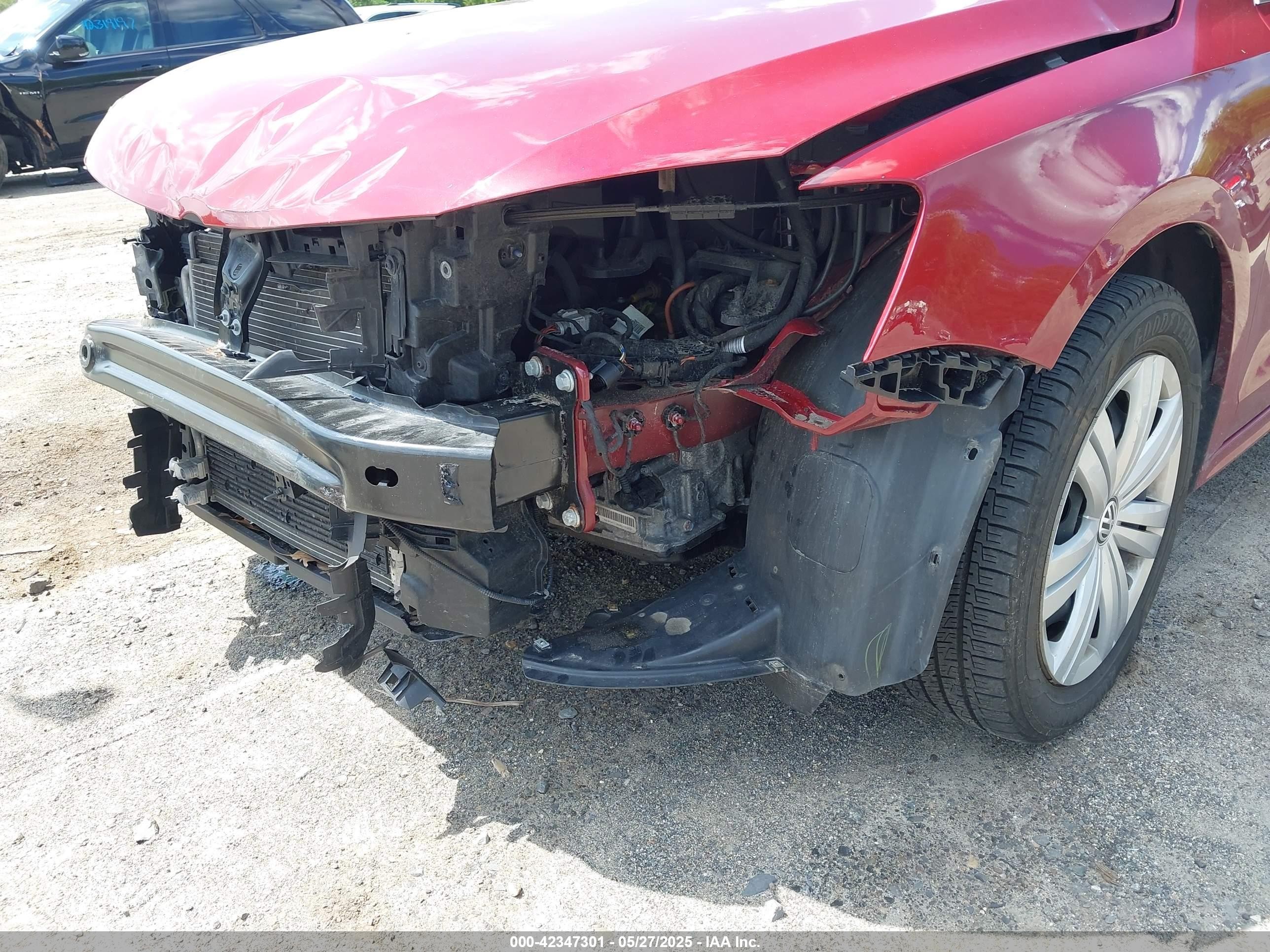2017 Volkswagen Jetta 1.4t S Red vin: 3VW2B7AJ0HM389750