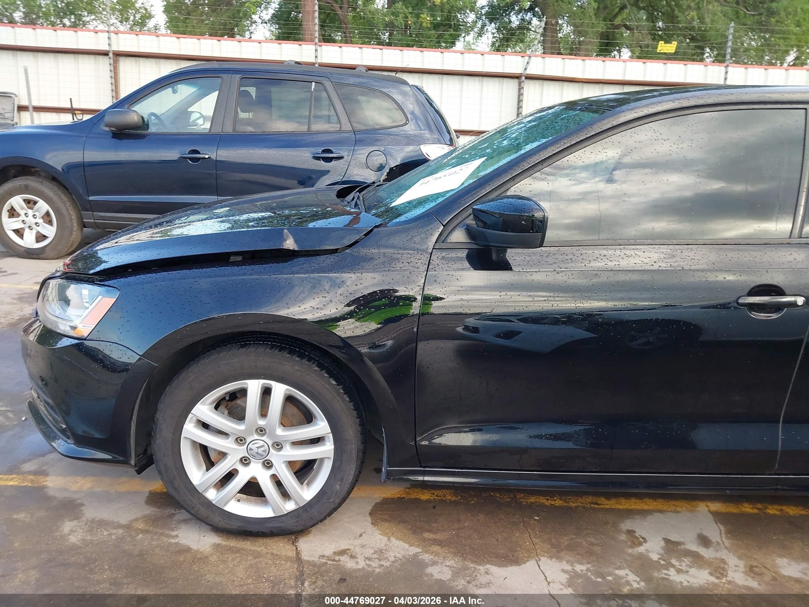 2018 Volkswagen Jetta 1.4t S Черный vin: 3VW2B7AJ0JM244519