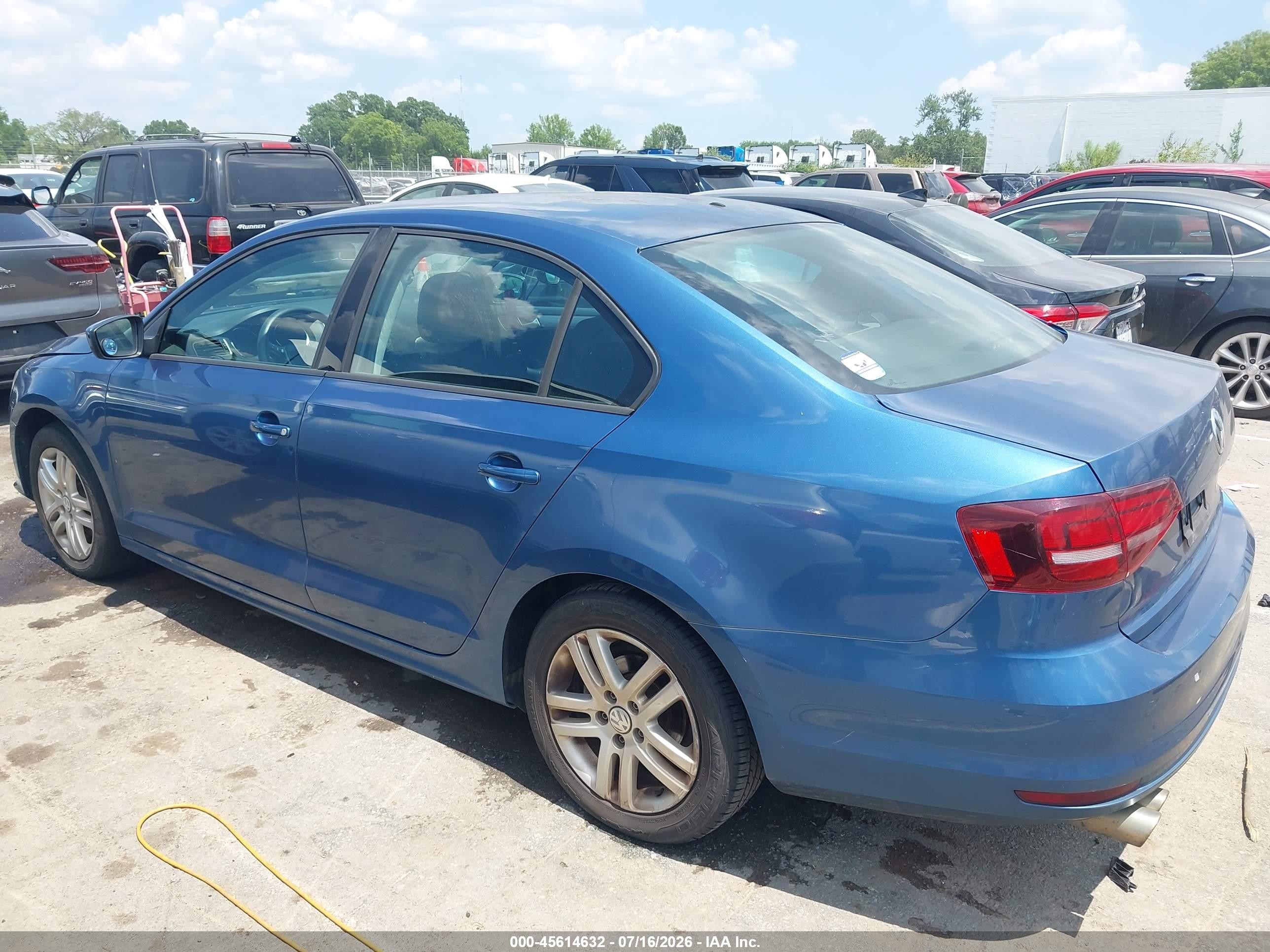 2018 Volkswagen Jetta 1.4t S Blue vin: 3VW2B7AJ0JM258131