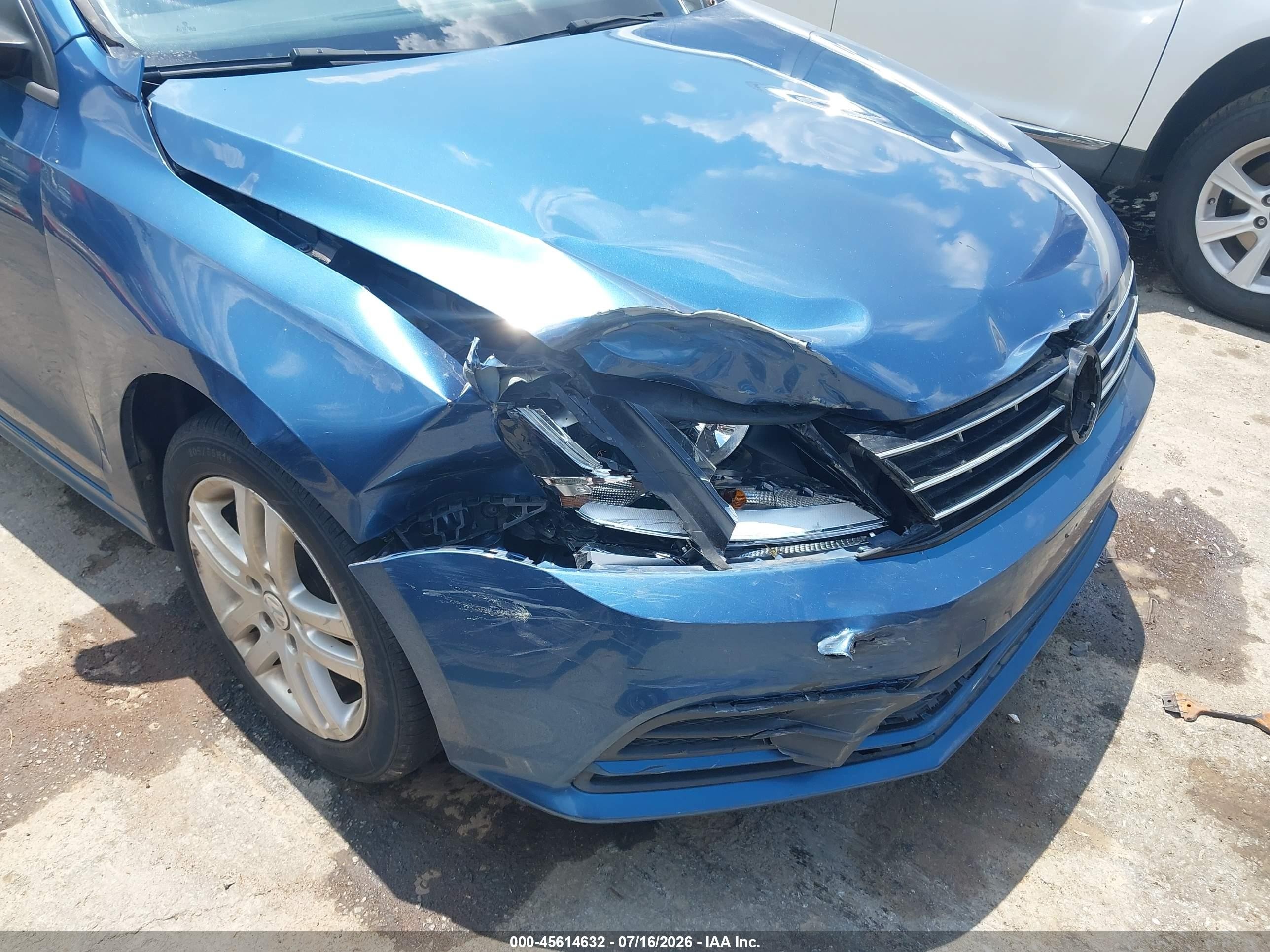 2018 Volkswagen Jetta 1.4t S Blue vin: 3VW2B7AJ0JM258131