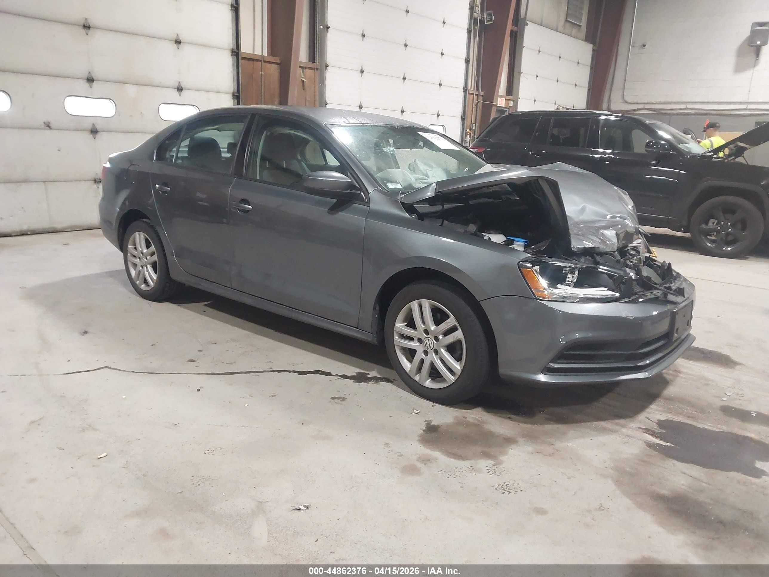 3VW2B7AJ0JM263698