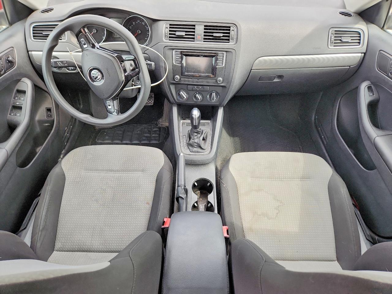 2017 Volkswagen Jetta S Красный vin: 3VW2B7AJ1HM284232