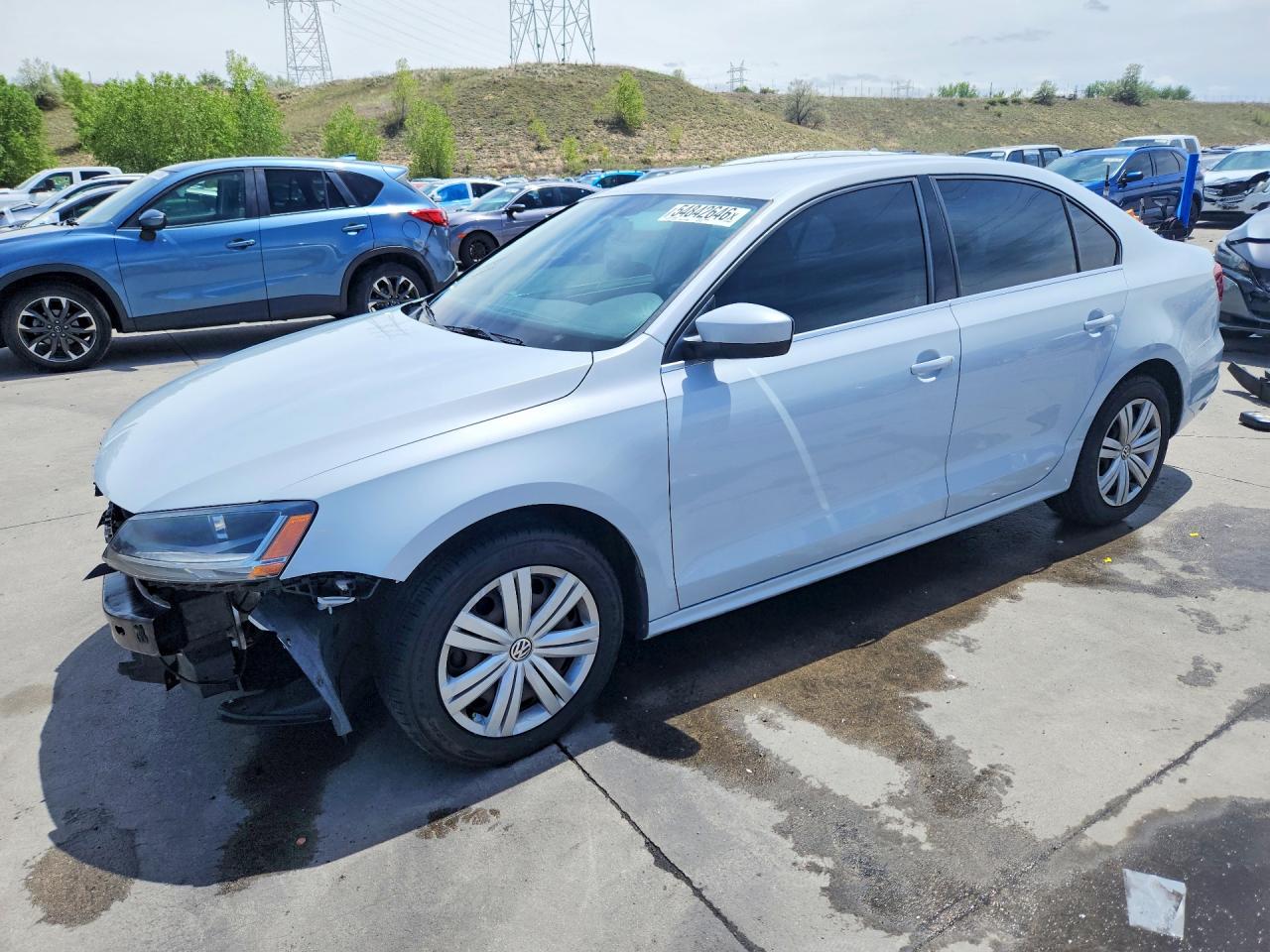 3VW2B7AJ4HM405139