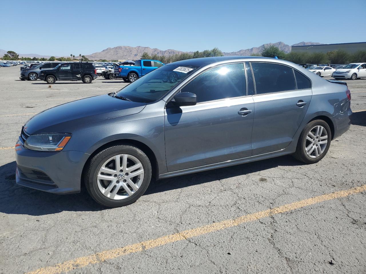 3VW2B7AJ4JM232695