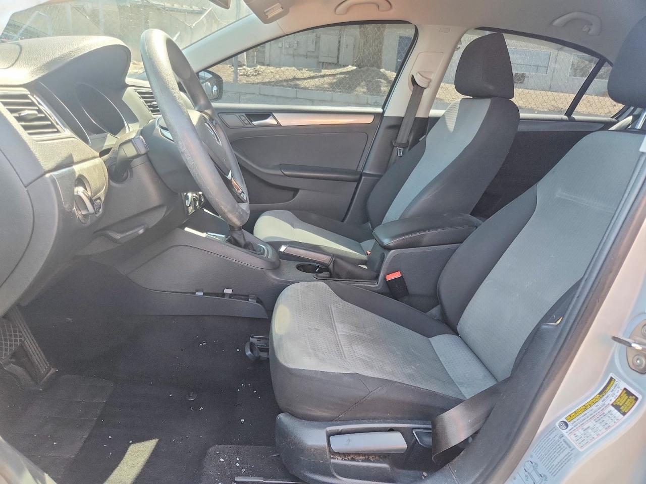2017 Volkswagen Jetta S White vin: 3VW2B7AJ6HM407149