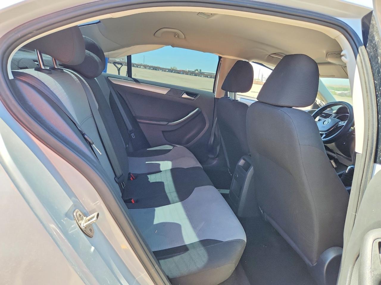 2017 Volkswagen Jetta S White vin: 3VW2B7AJ6HM407149