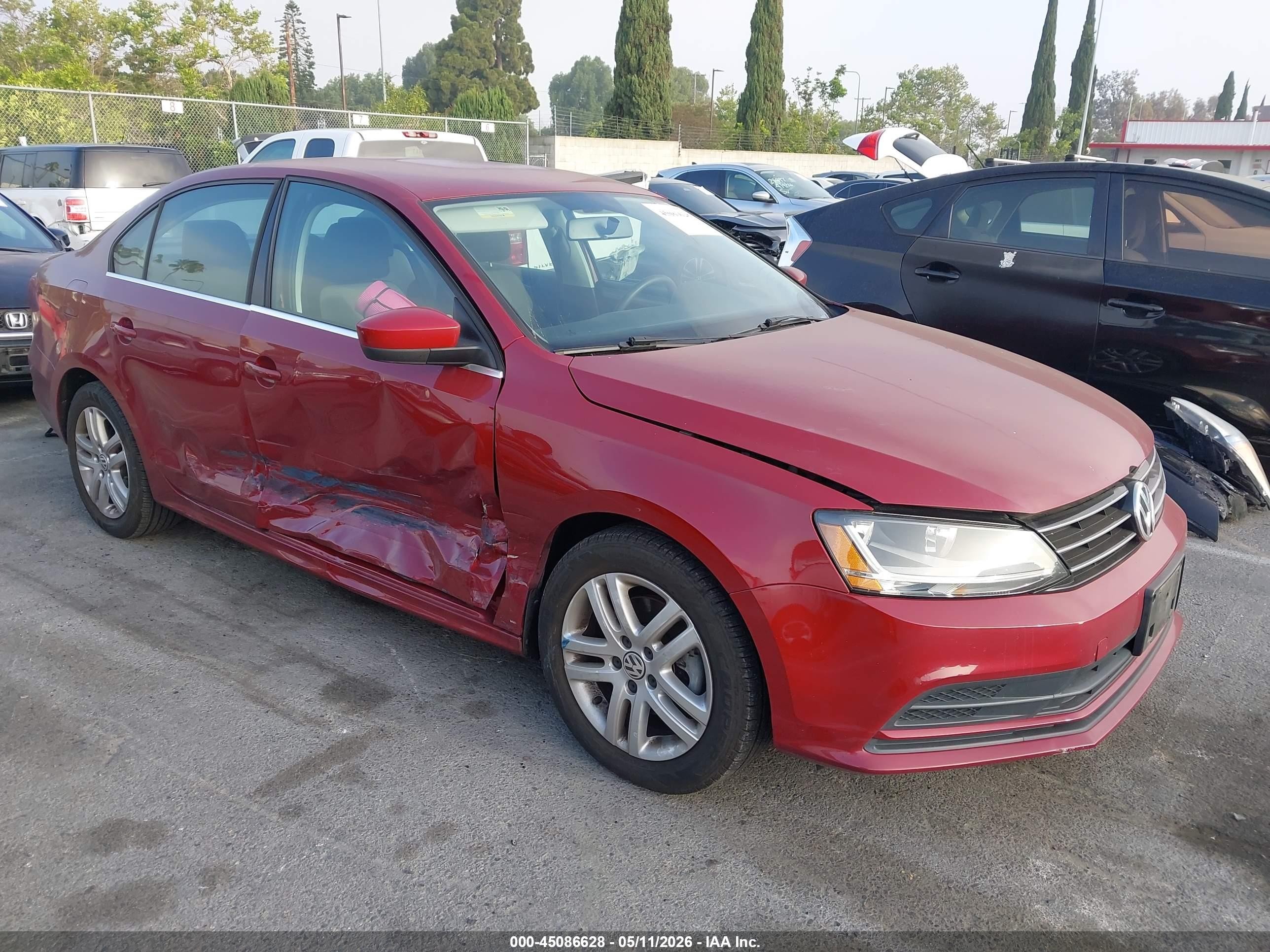 3VW2B7AJ7HM264082