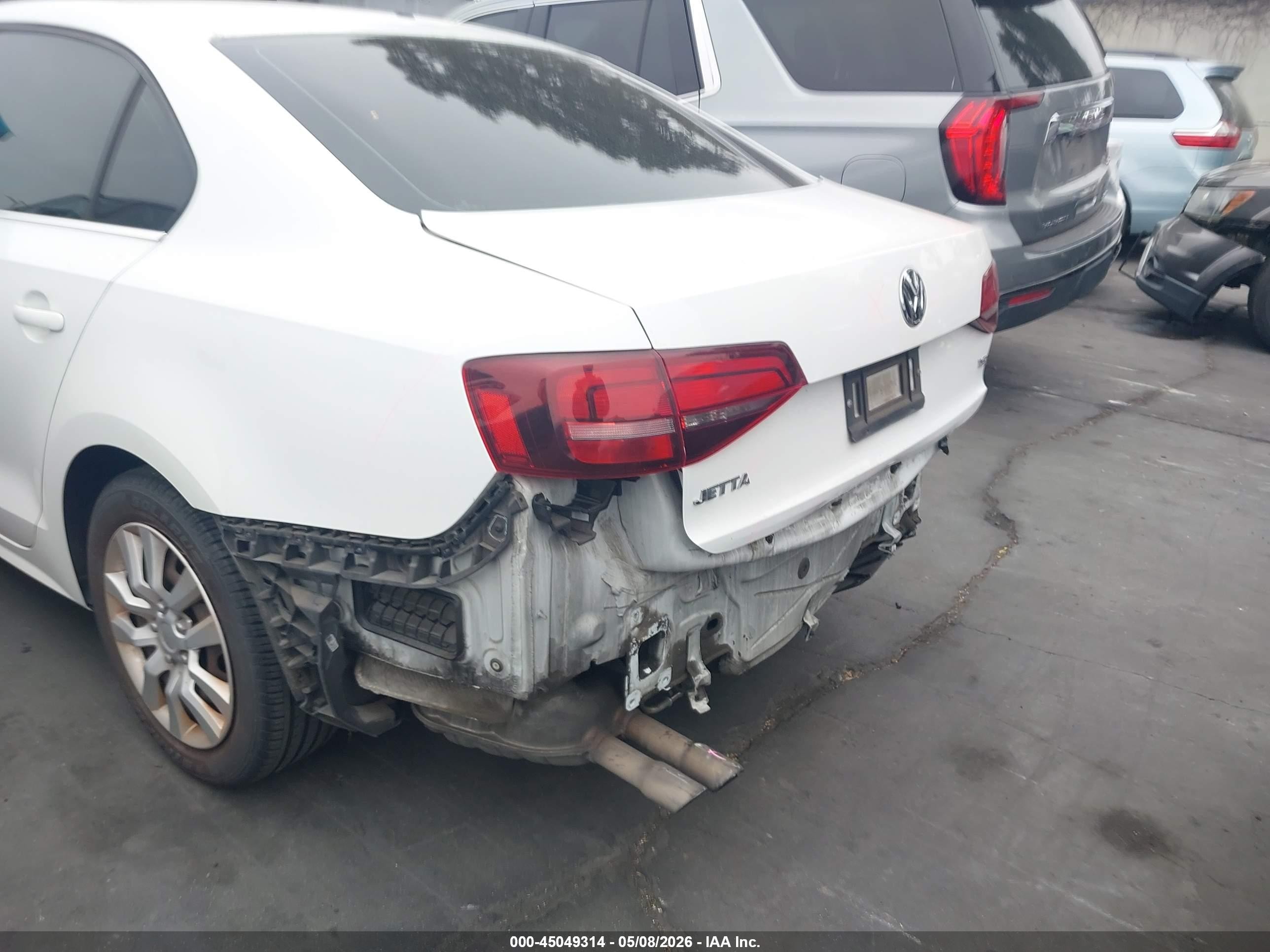 2017 Volkswagen Jetta 1.4t S Белый vin: 3VW2B7AJ7HM396159