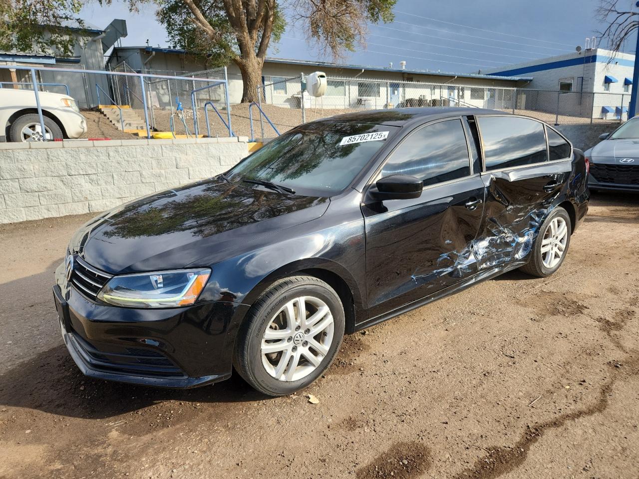 3VW2B7AJ7JM219228