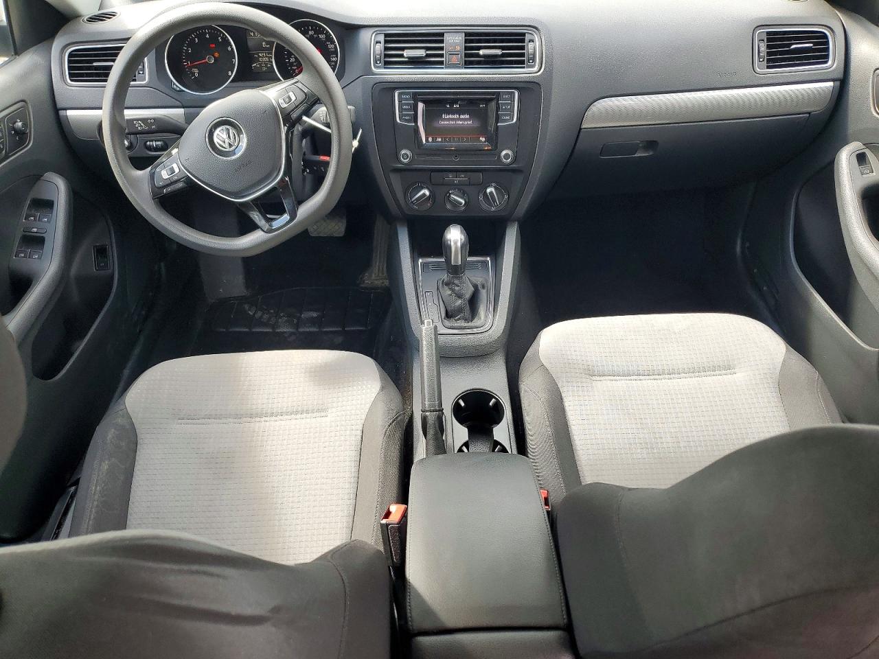 2018 Volkswagen Jetta S White vin: 3VW2B7AJ7JM252097