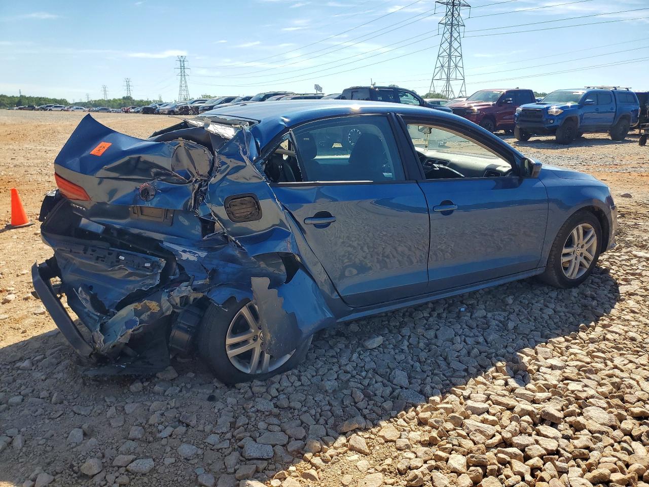 2018 Volkswagen Jetta S Синий vin: 3VW2B7AJ9JM210773