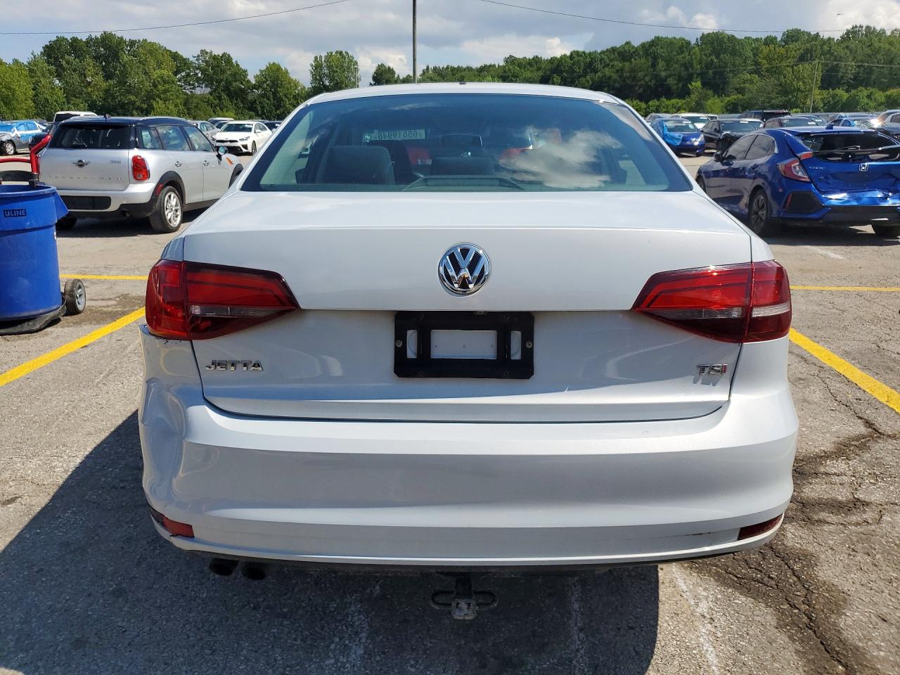 2018 Volkswagen Jetta S Gray vin: 3VW2B7AJ9JM258564