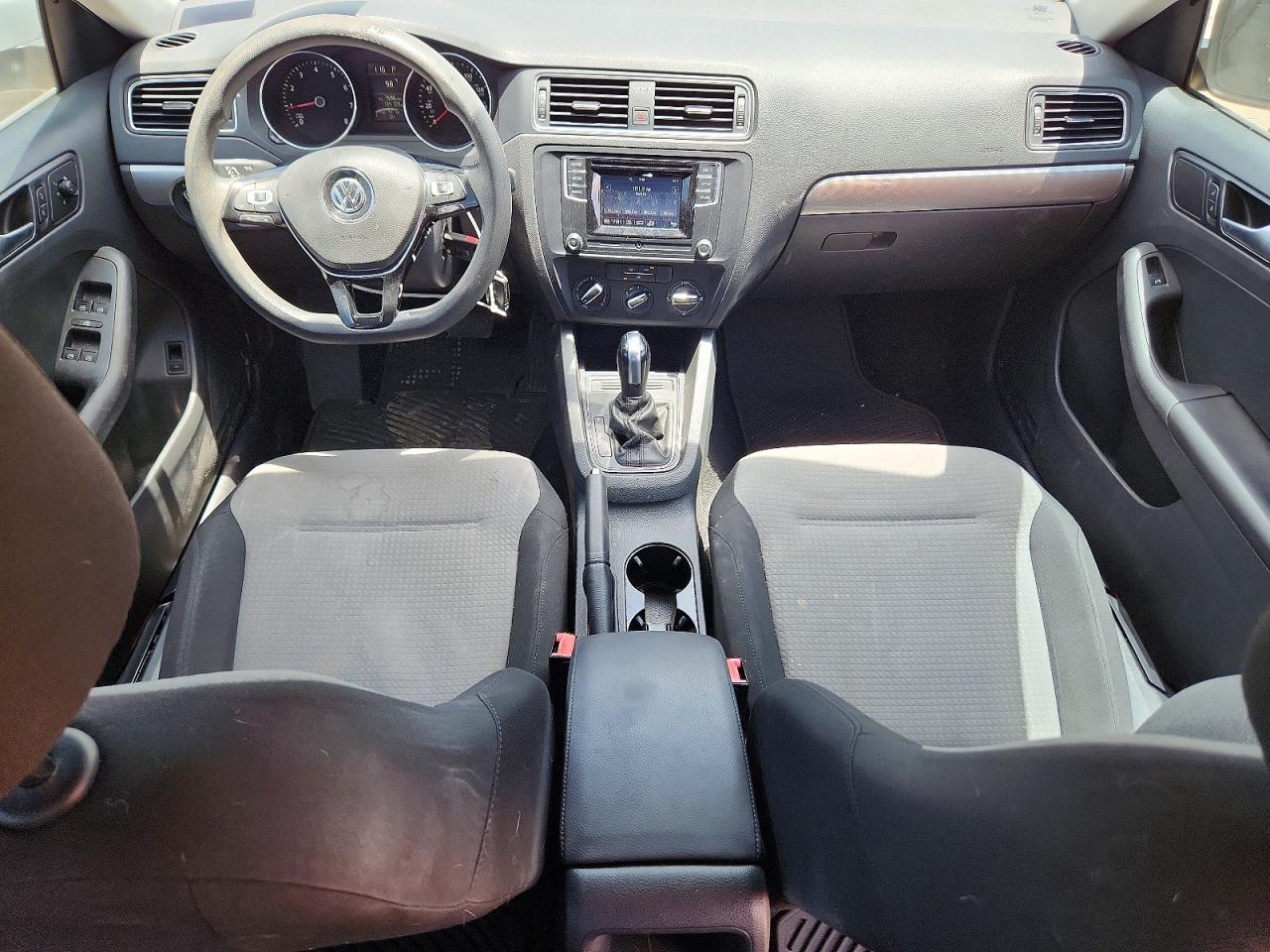 2017 Volkswagen Jetta S White vin: 3VW2B7AJXHM311203
