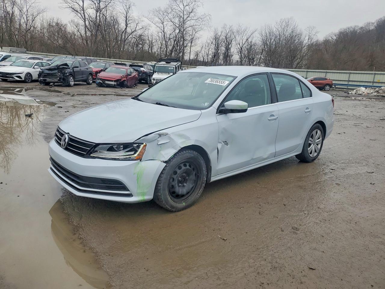 3VW2B7AJXHM414895