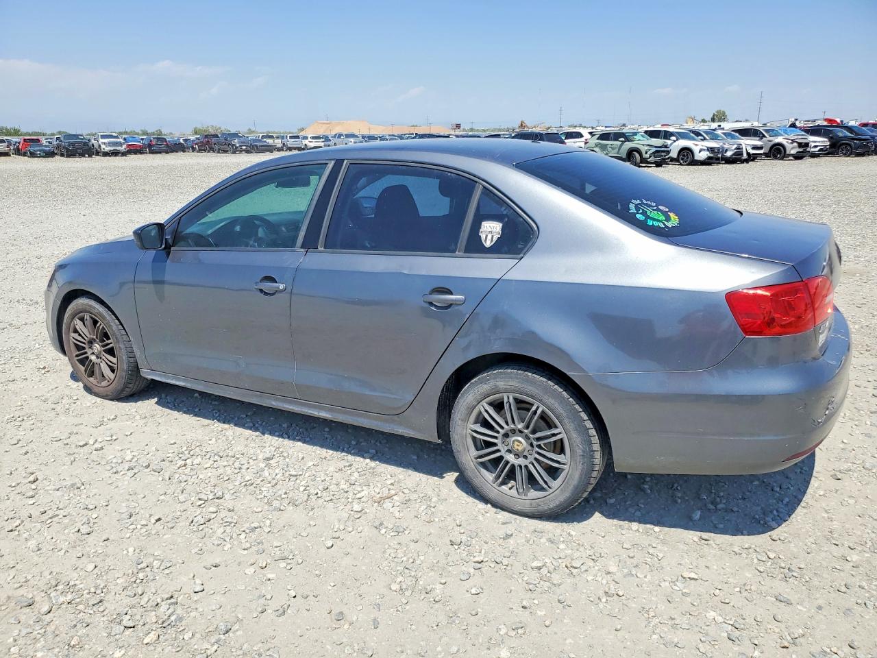 2011 Volkswagen Jetta Base Silver vin: 3VW2K7AJ0BM390341