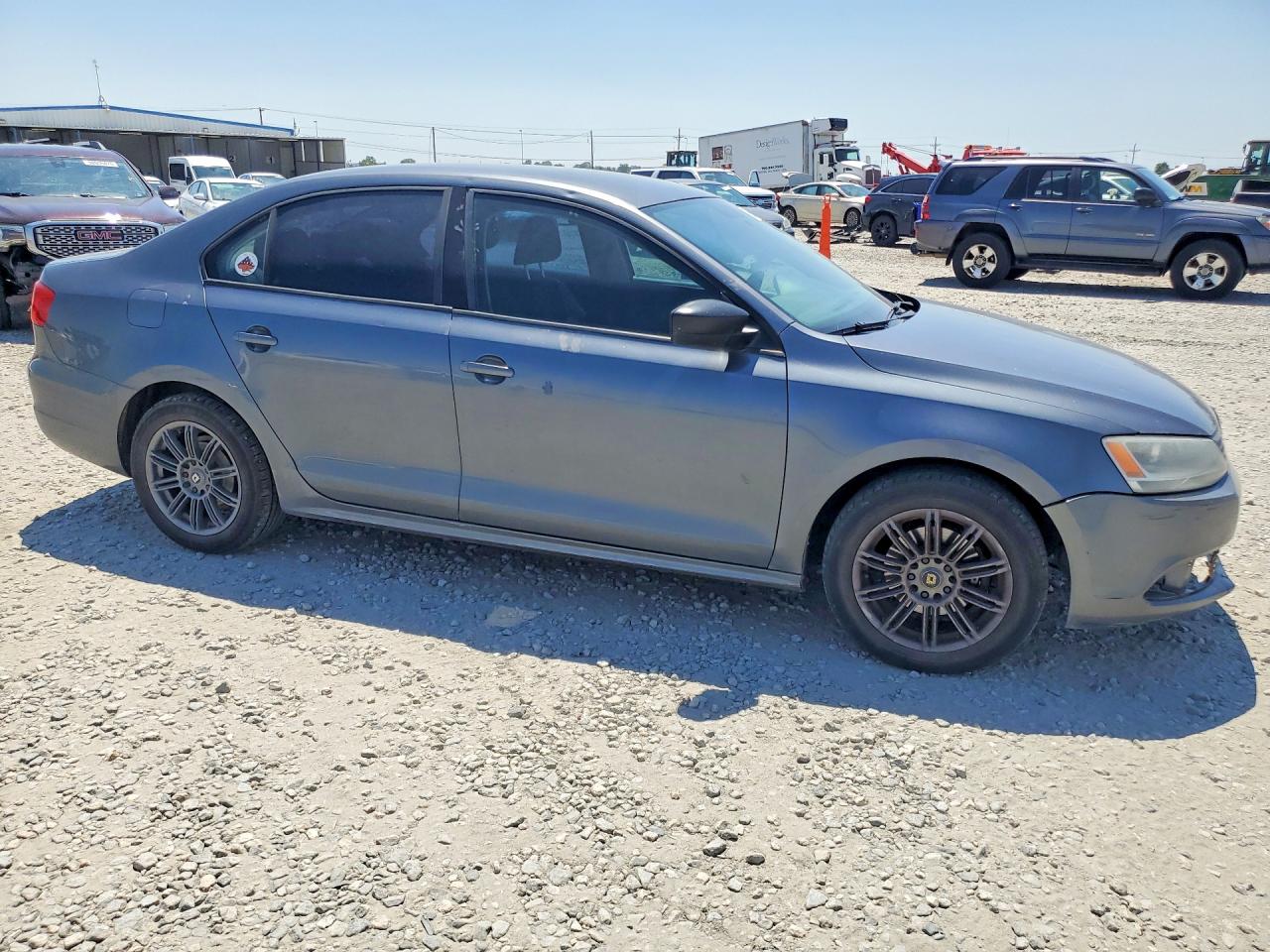 2011 Volkswagen Jetta Base Silver vin: 3VW2K7AJ0BM390341