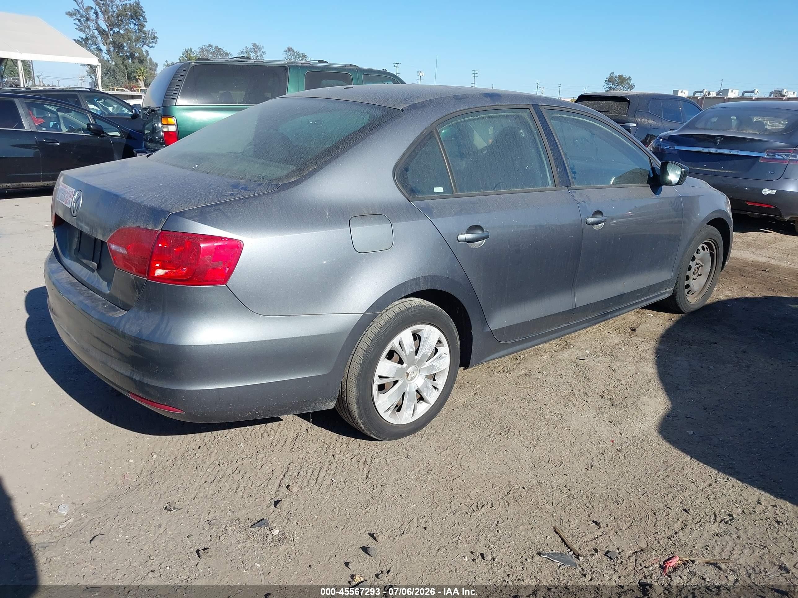 2012 Volkswagen Jetta 2.0l S Gray vin: 3VW2K7AJ0CM347944