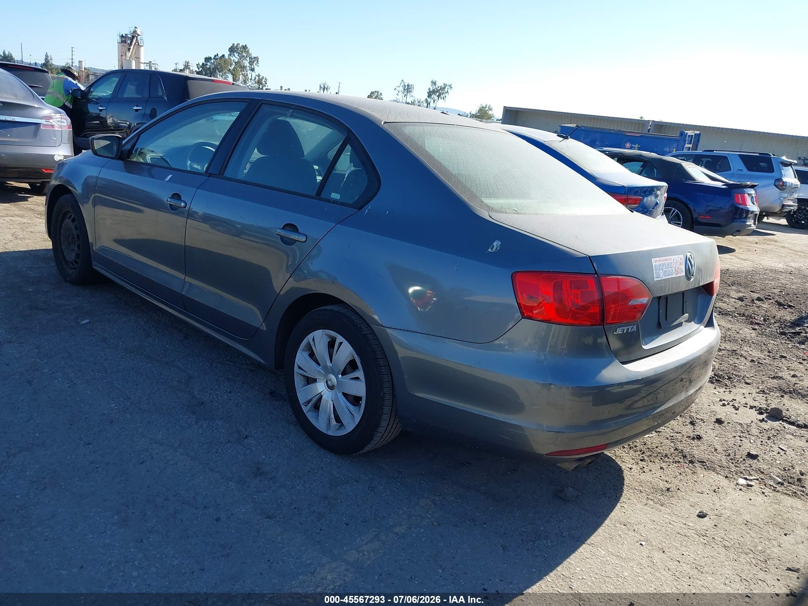 2012 Volkswagen Jetta 2.0l S Gray vin: 3VW2K7AJ0CM347944