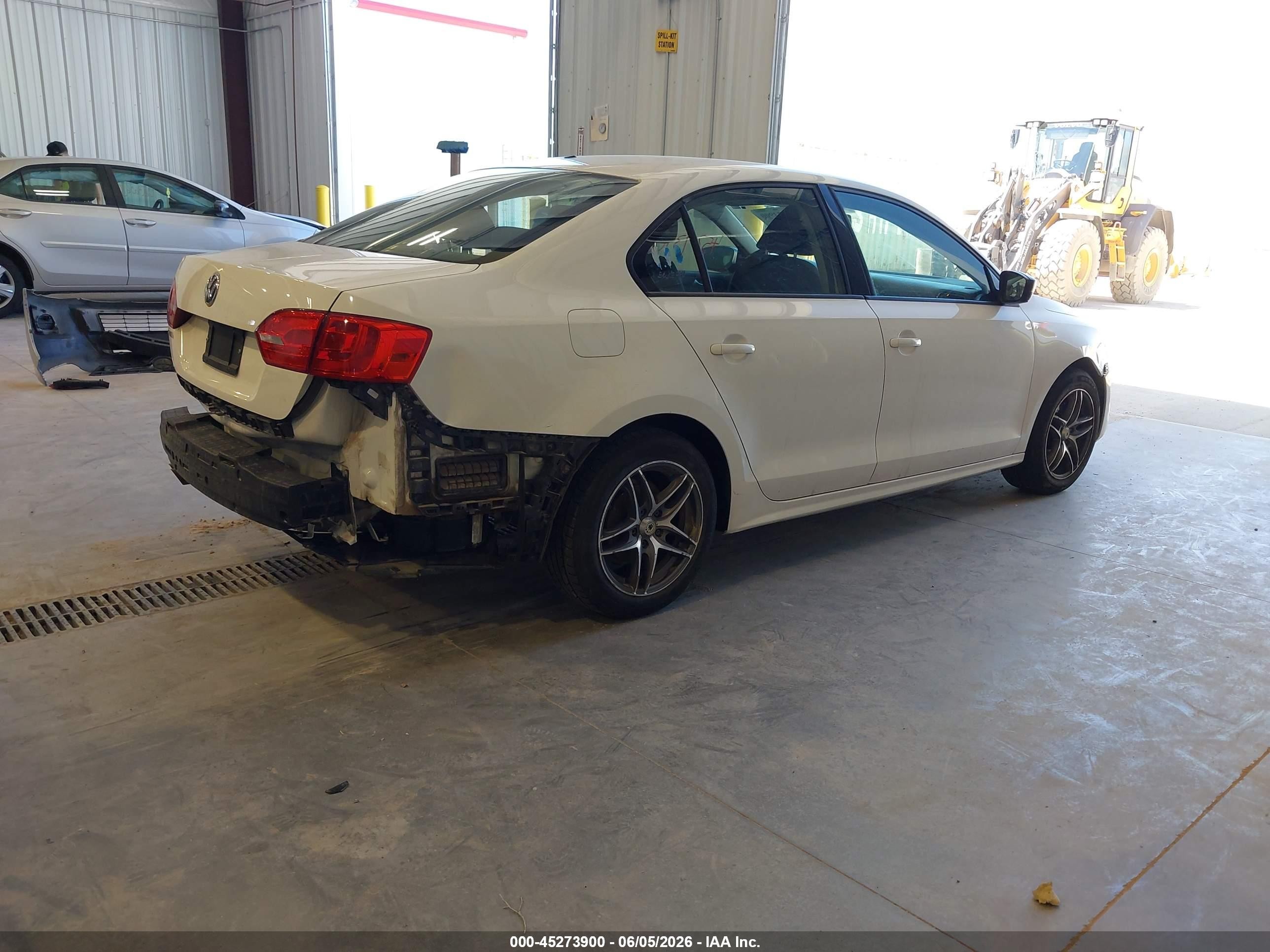 2012 Volkswagen Jetta 2.0l S White vin: 3VW2K7AJ0CM352660
