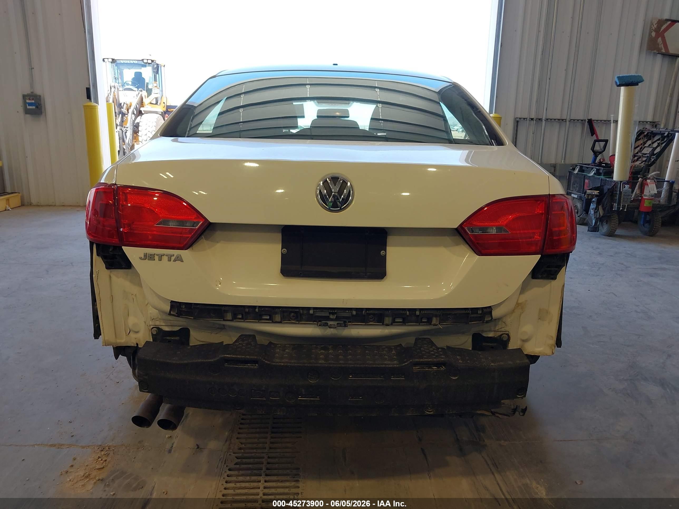 2012 Volkswagen Jetta 2.0l S White vin: 3VW2K7AJ0CM352660