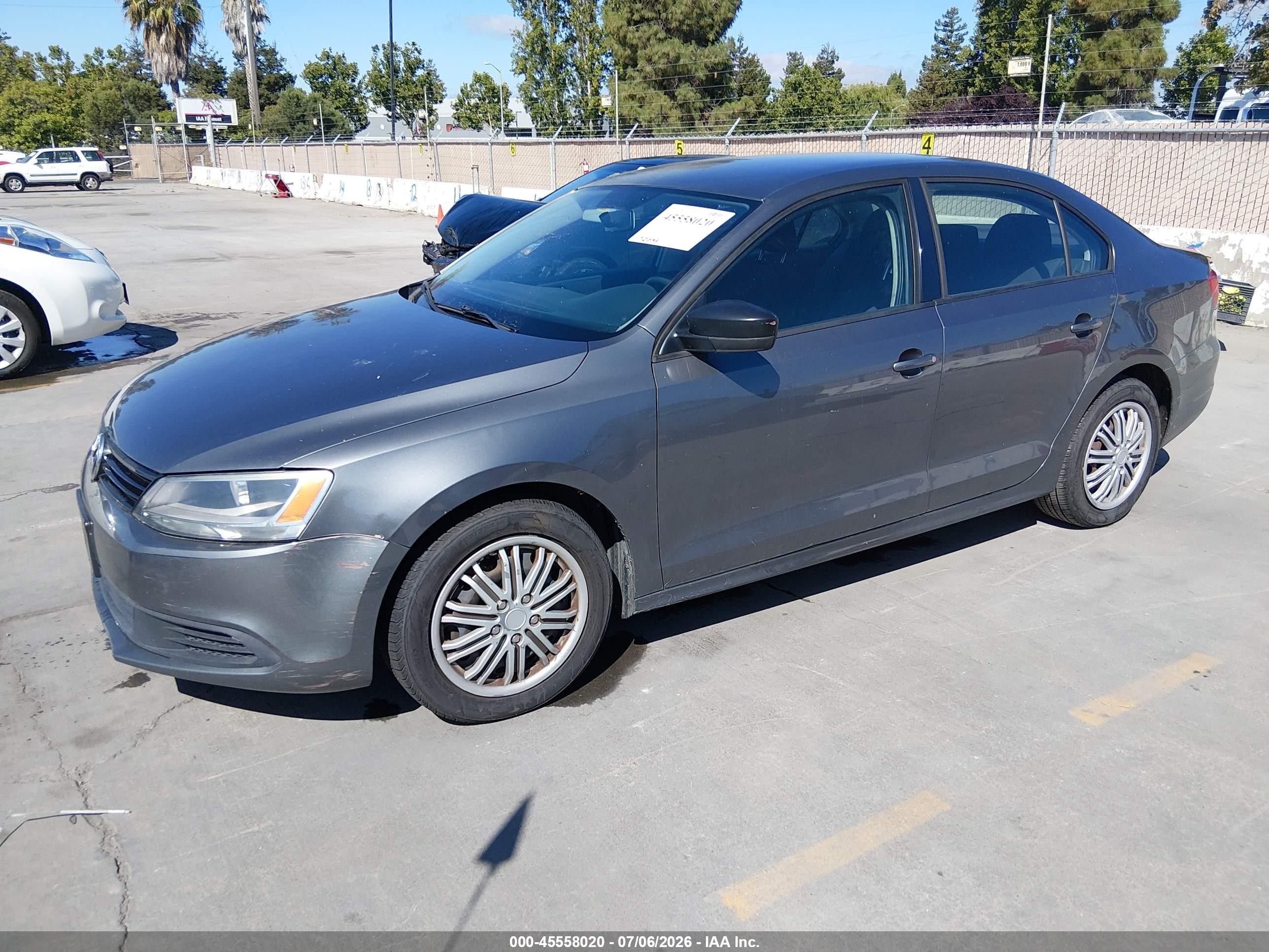 2012 Volkswagen Jetta 2.0l S Gray vin: 3VW2K7AJ0CM395234