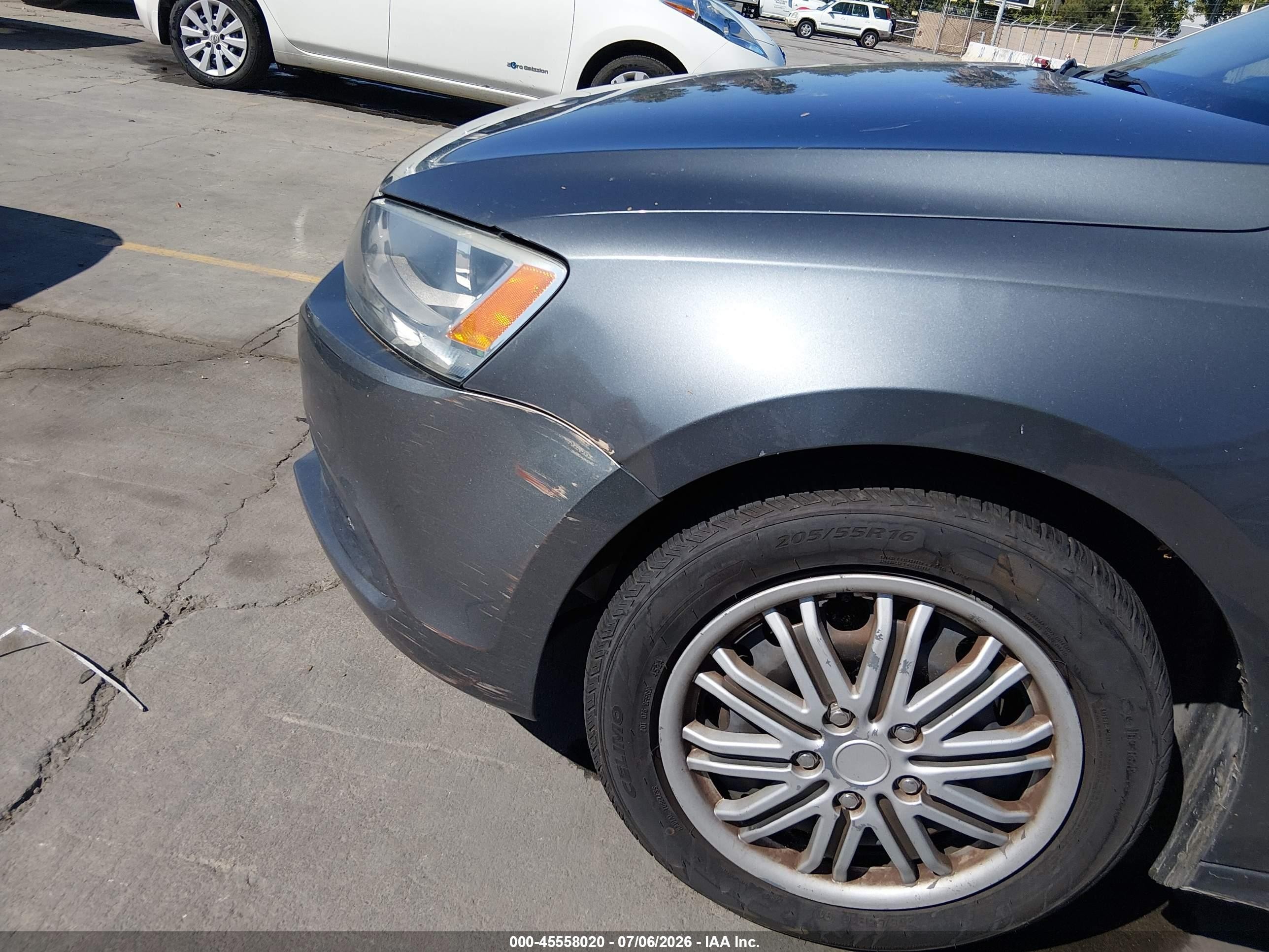 2012 Volkswagen Jetta 2.0l S Gray vin: 3VW2K7AJ0CM395234