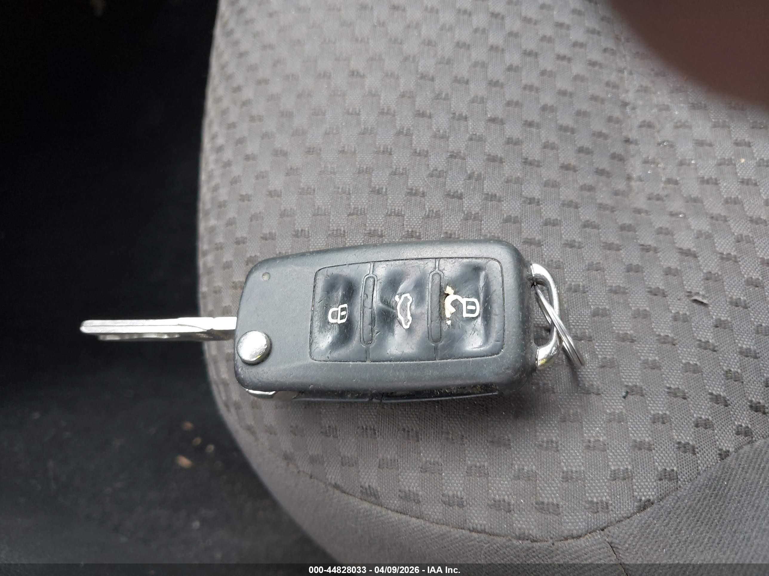 2012 Volkswagen Jetta 2.0l S Серый vin: 3VW2K7AJ0CM397078