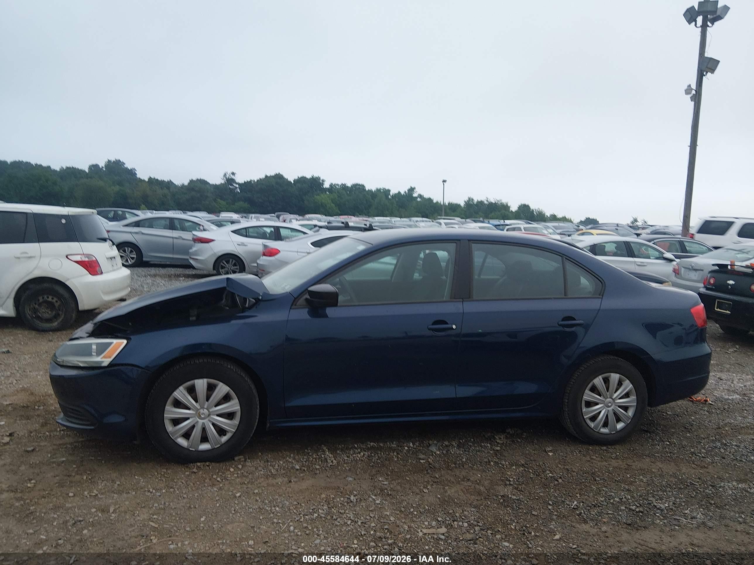 2012 Volkswagen Jetta 2.0l S Blue vin: 3VW2K7AJ0CM469753